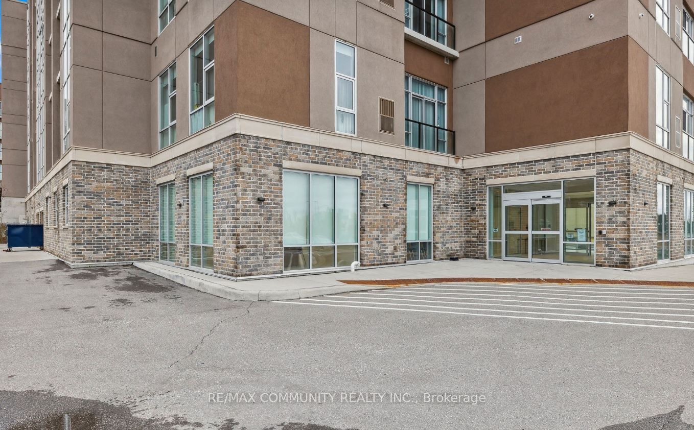 550 Bond Street Property Photo 3