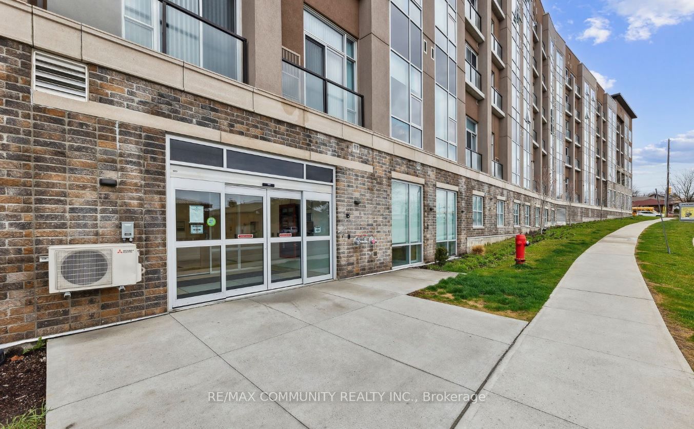 550 Bond Street Property Photo 4