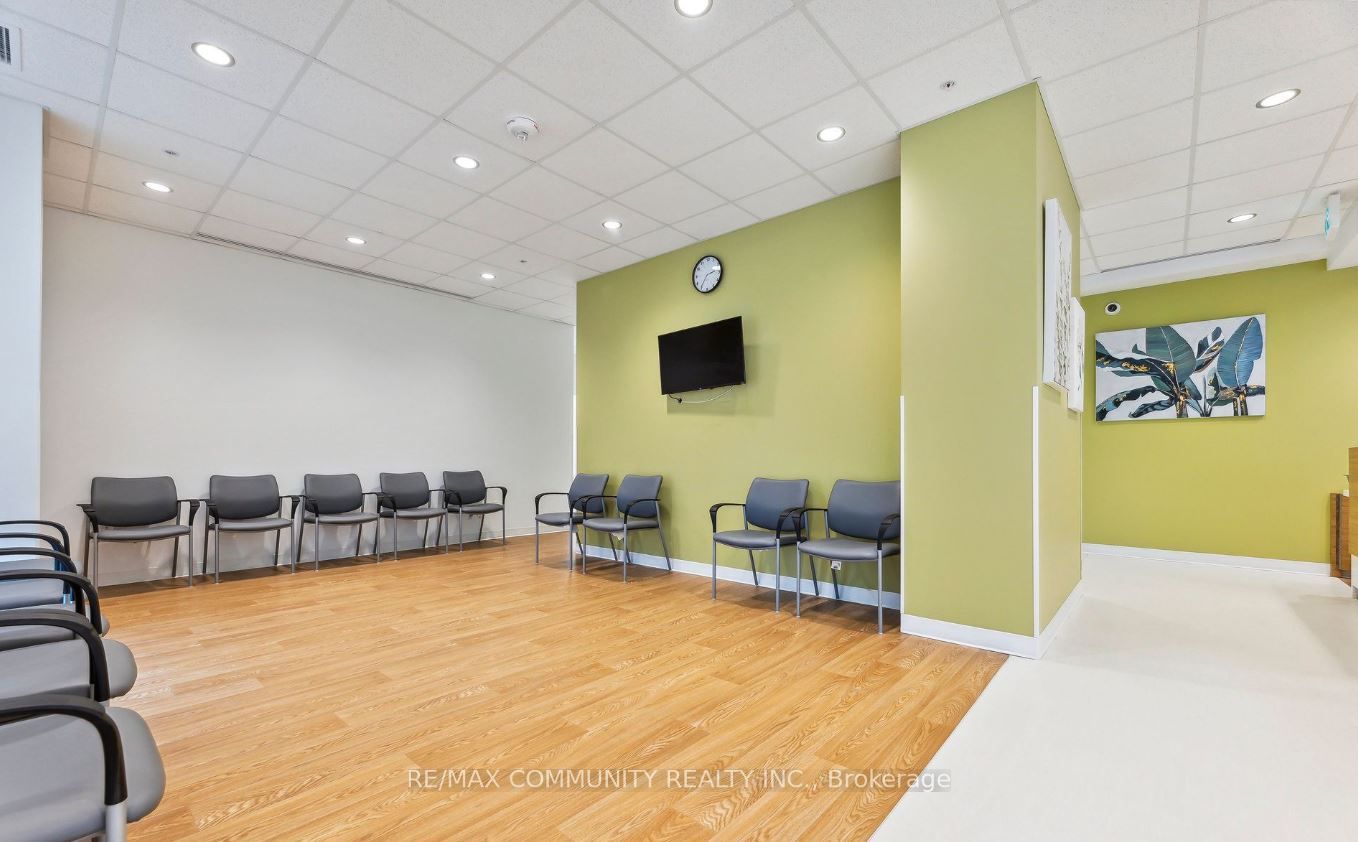 550 Bond Street Property Photo 5