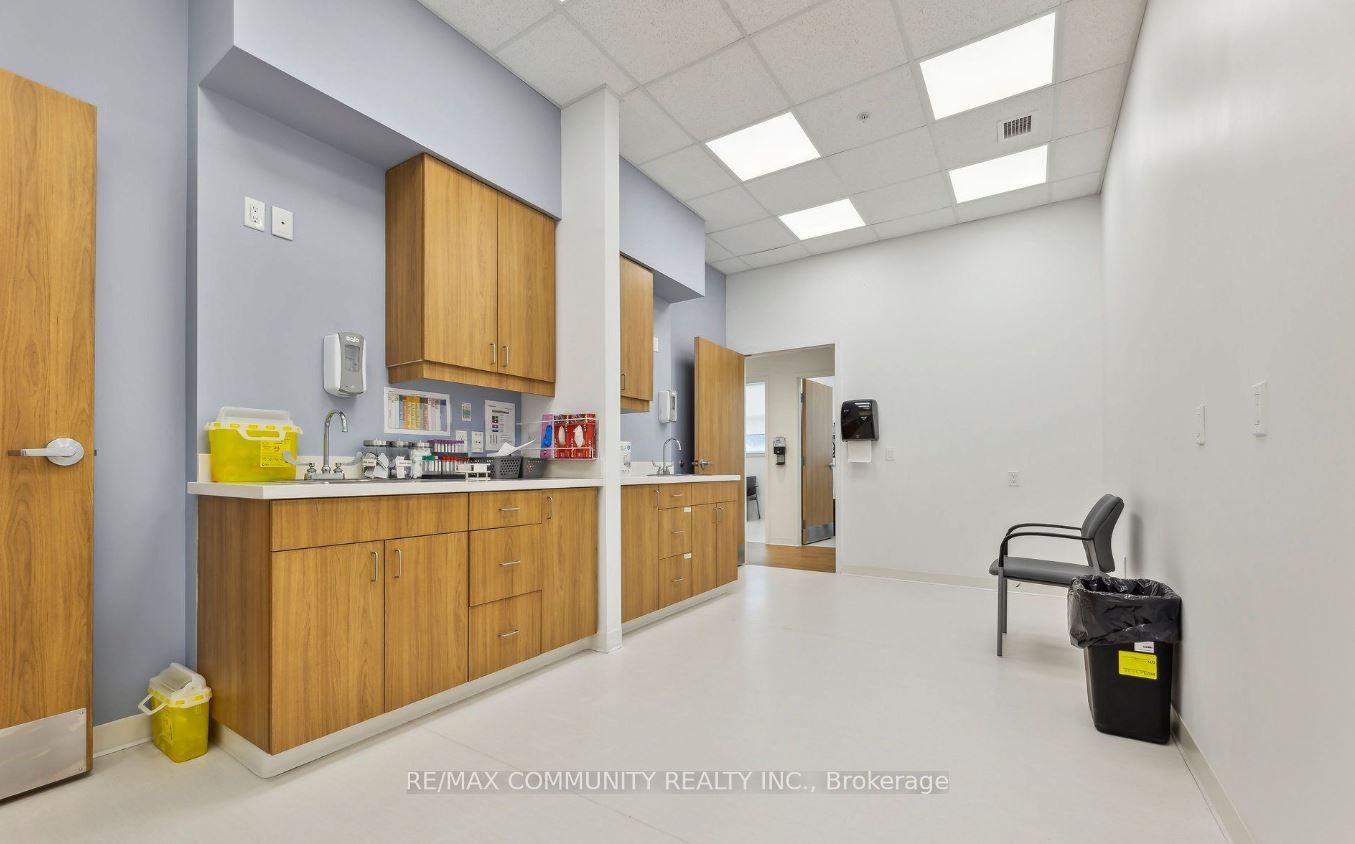 550 Bond Street Property Photo 12