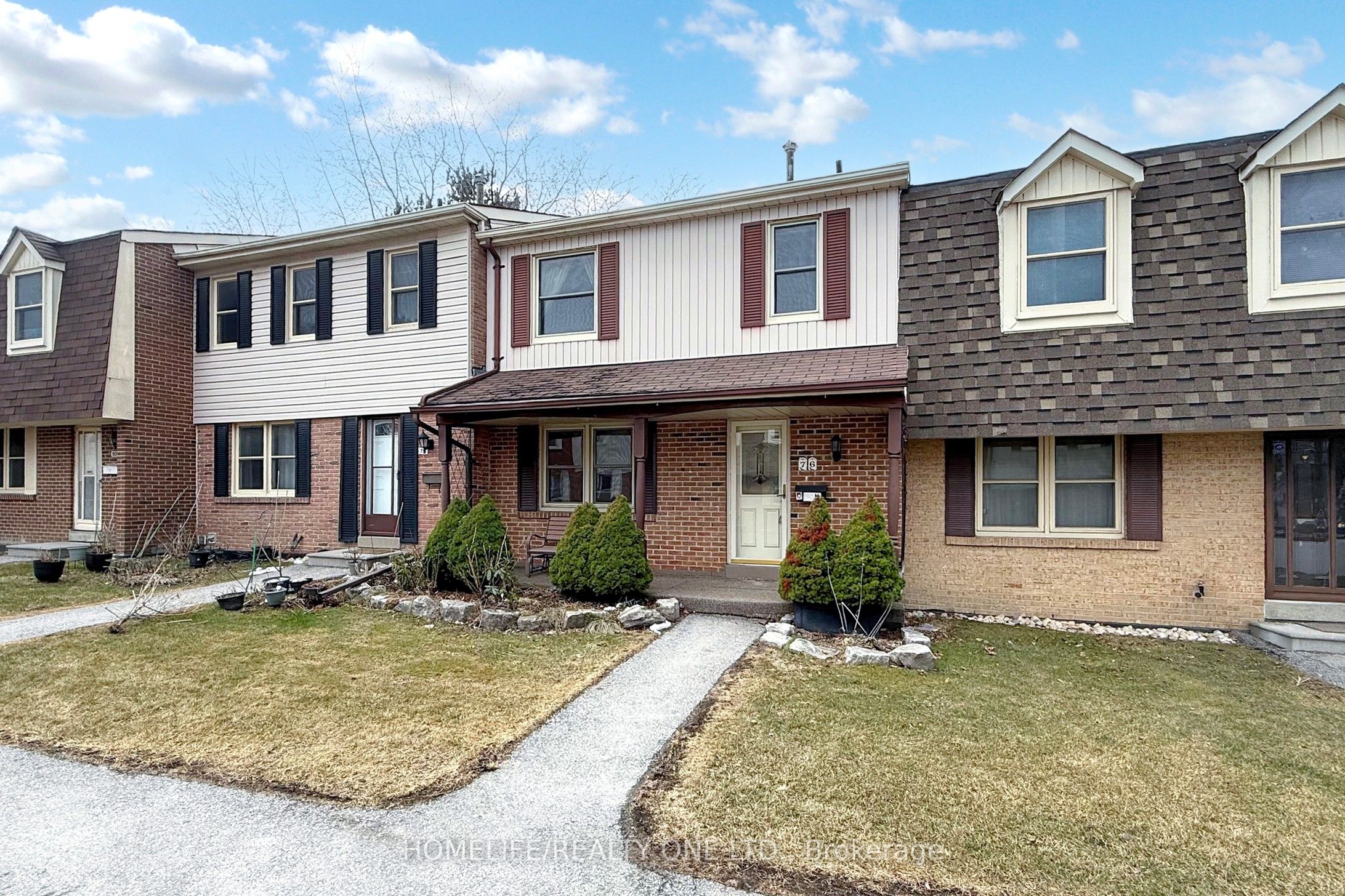 #76 - 91 L'amoreaux Drive Property Photo 1
