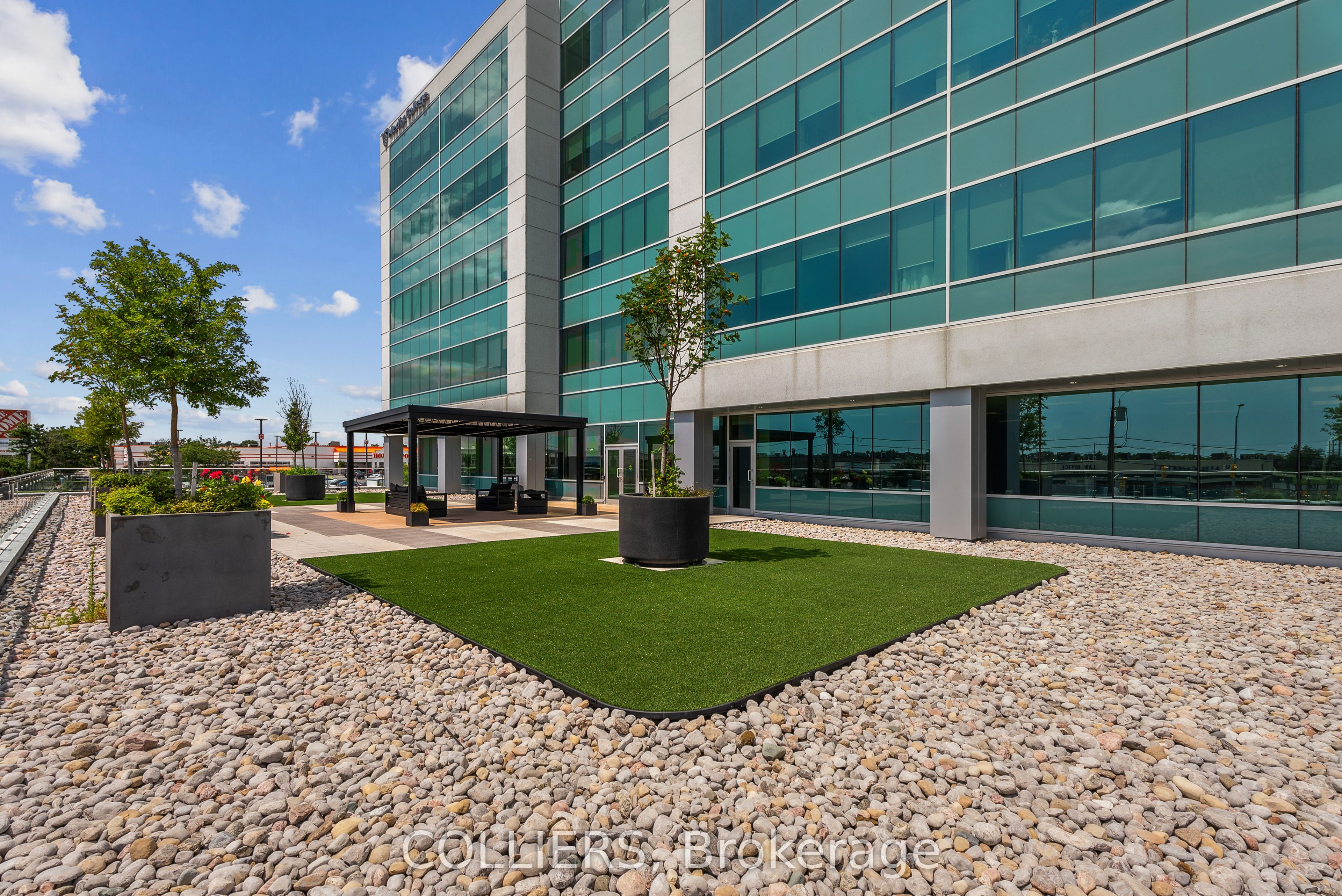 #603 - 520 Ellesmere Road Property Photo 6