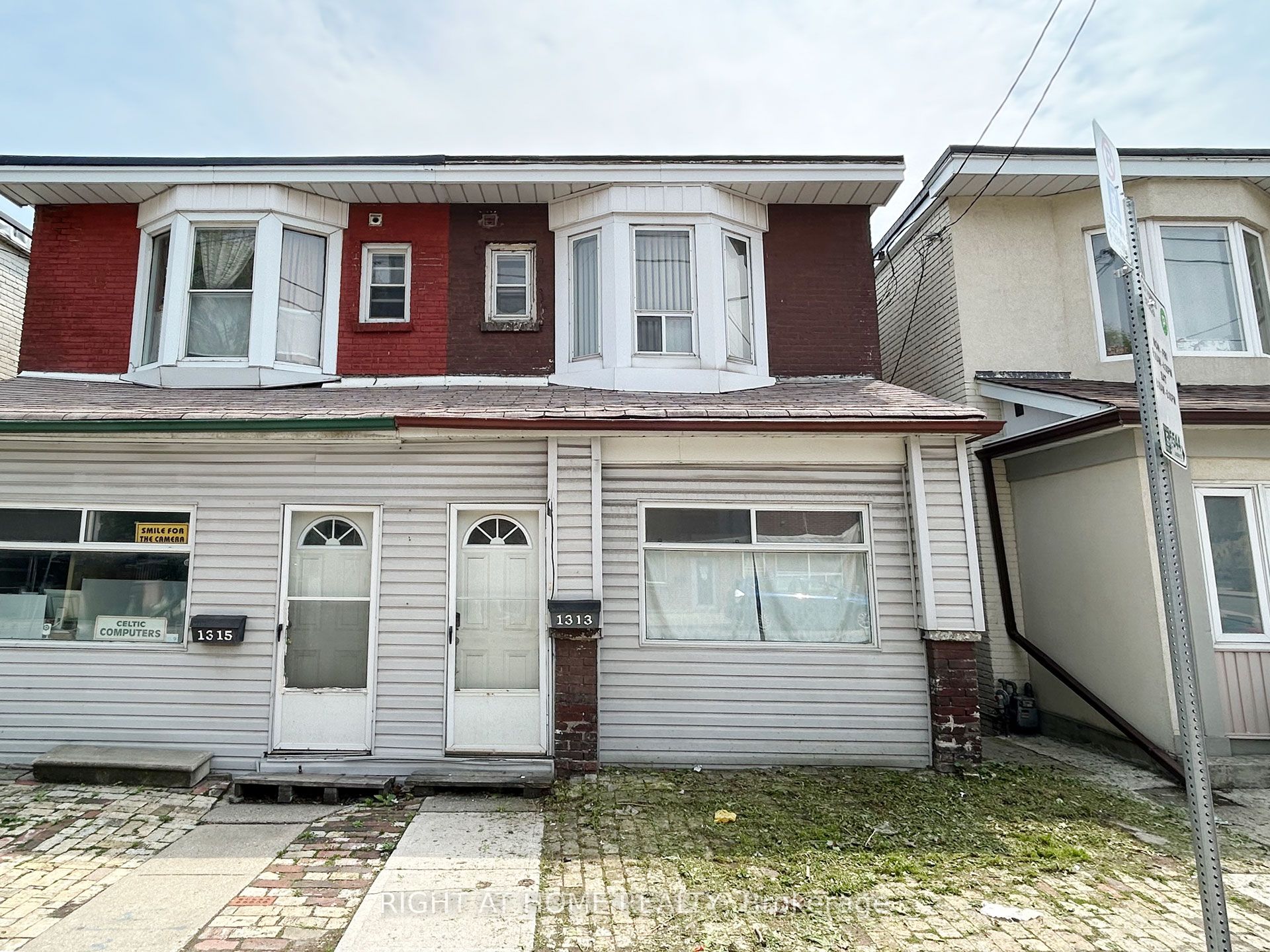 1313 Gerrard Street Property Photo 1