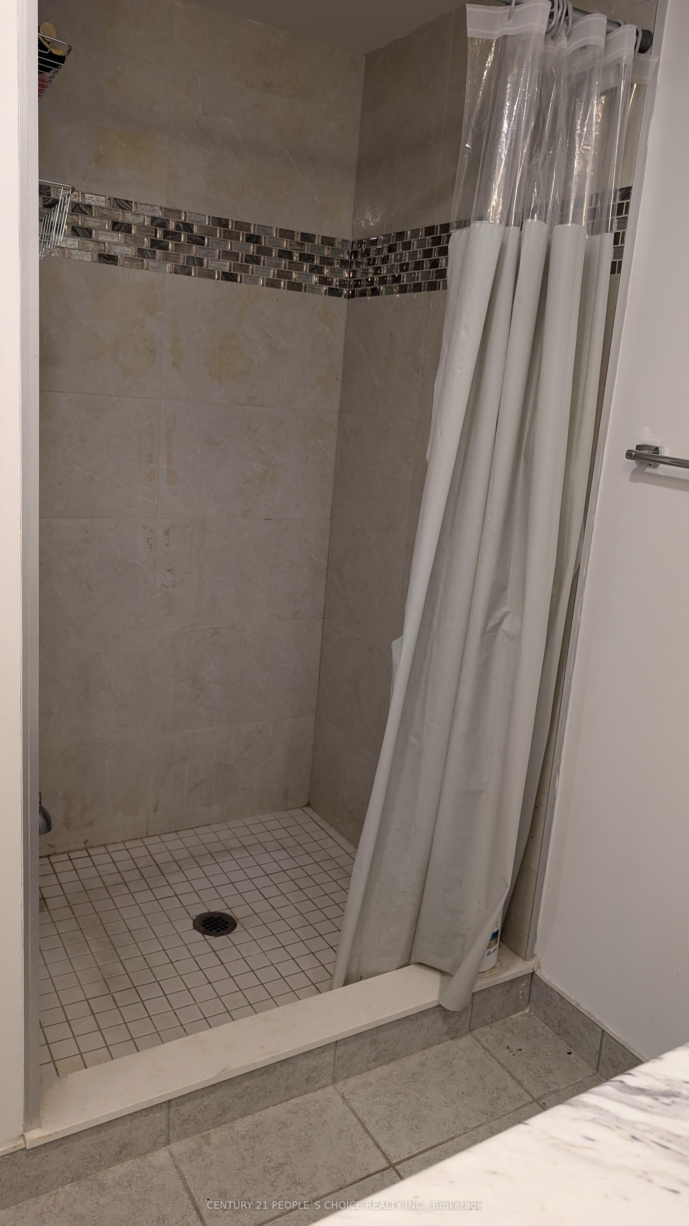8 Trent Avenue 324 Property Photo 14