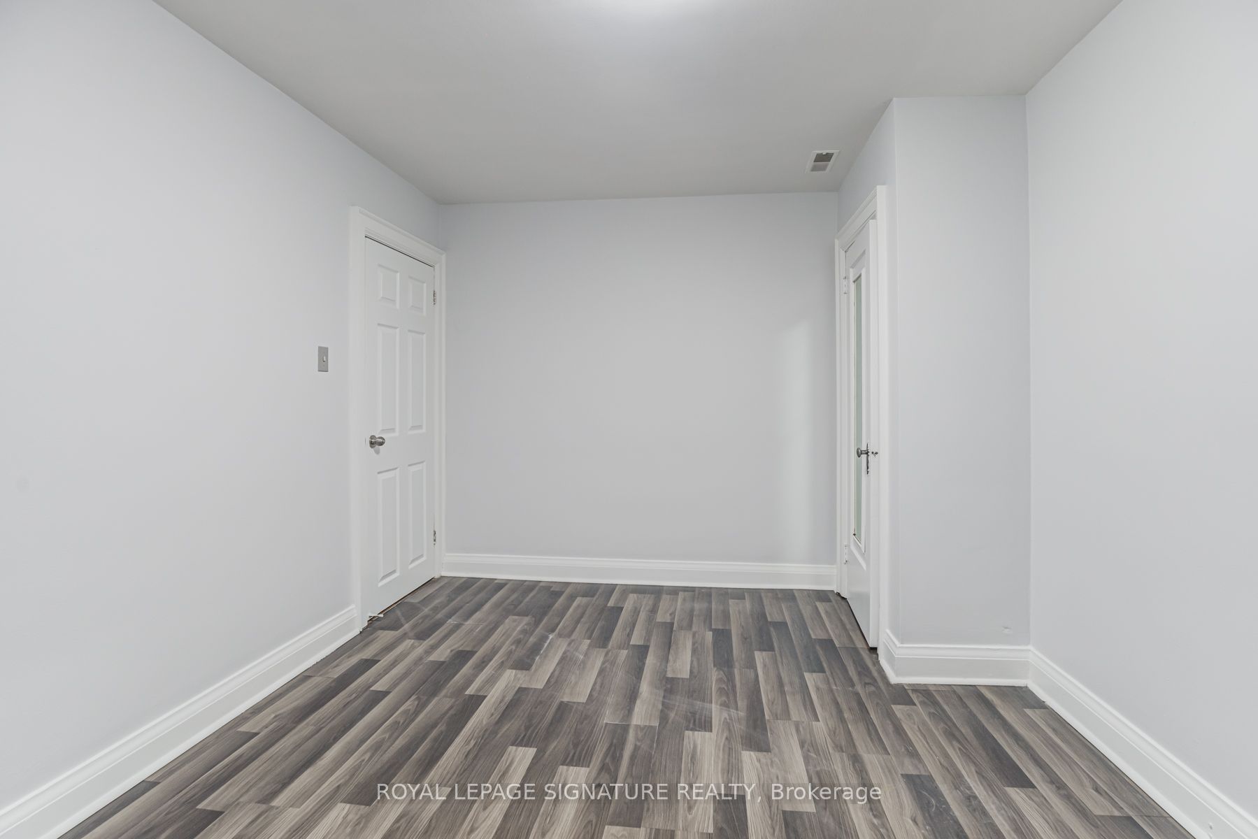 290 Coronation Drive Property Photo 18