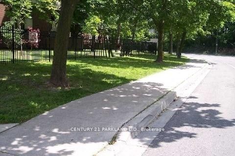 1 Massey Square 1914 Property Photo 33