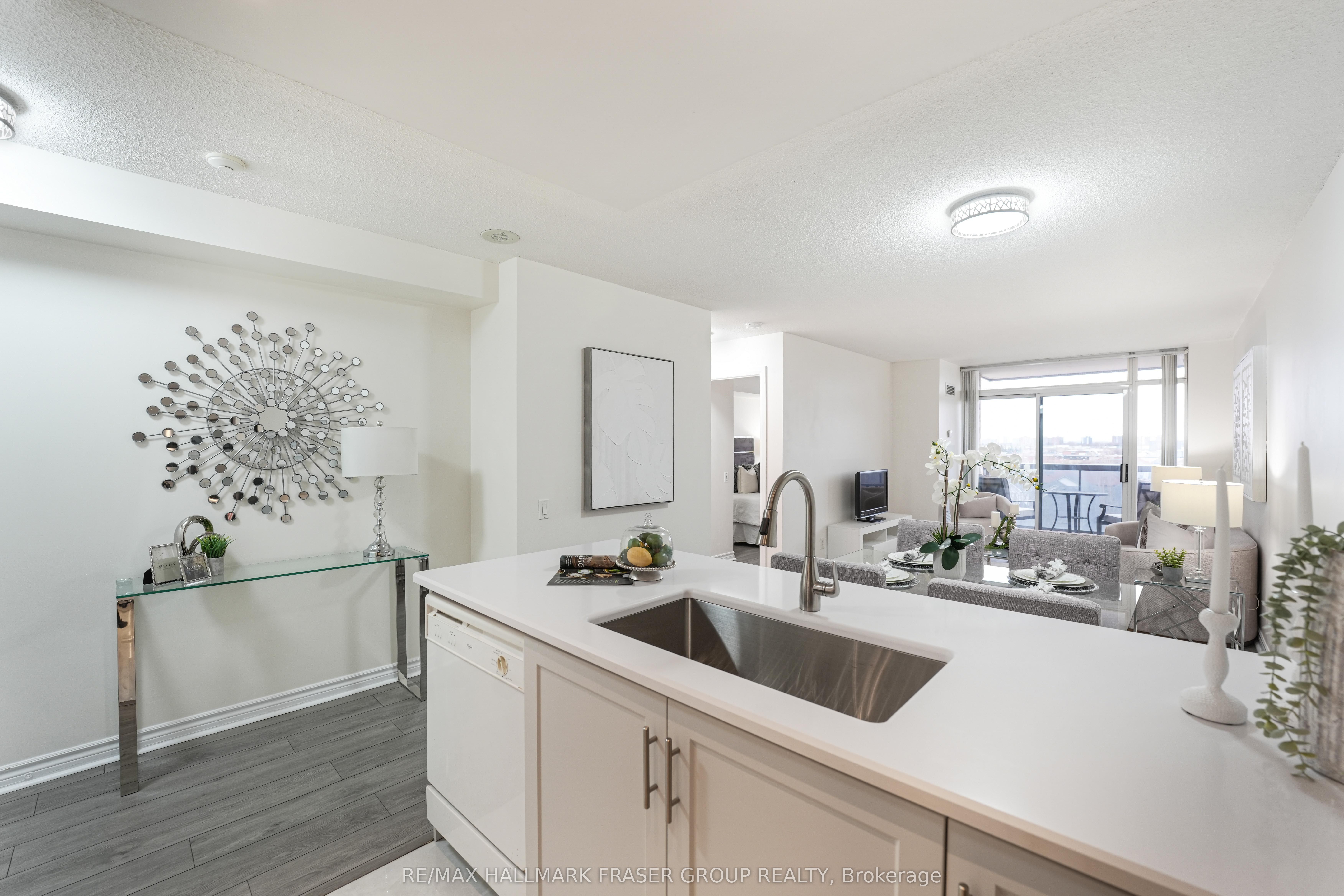 8 Mondeo Drive 512 Property Photo 6