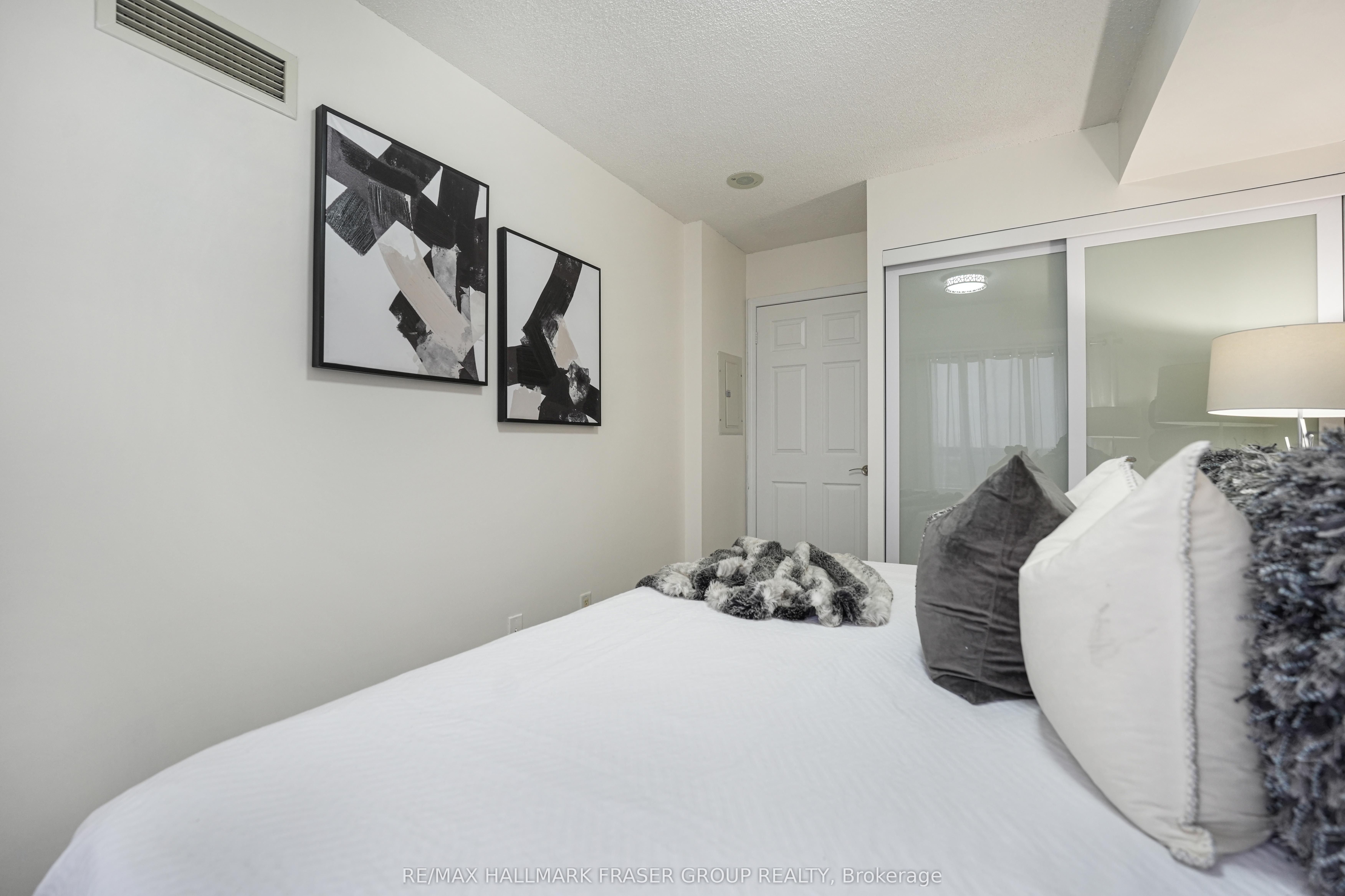 8 Mondeo Drive 512 Property Photo 17