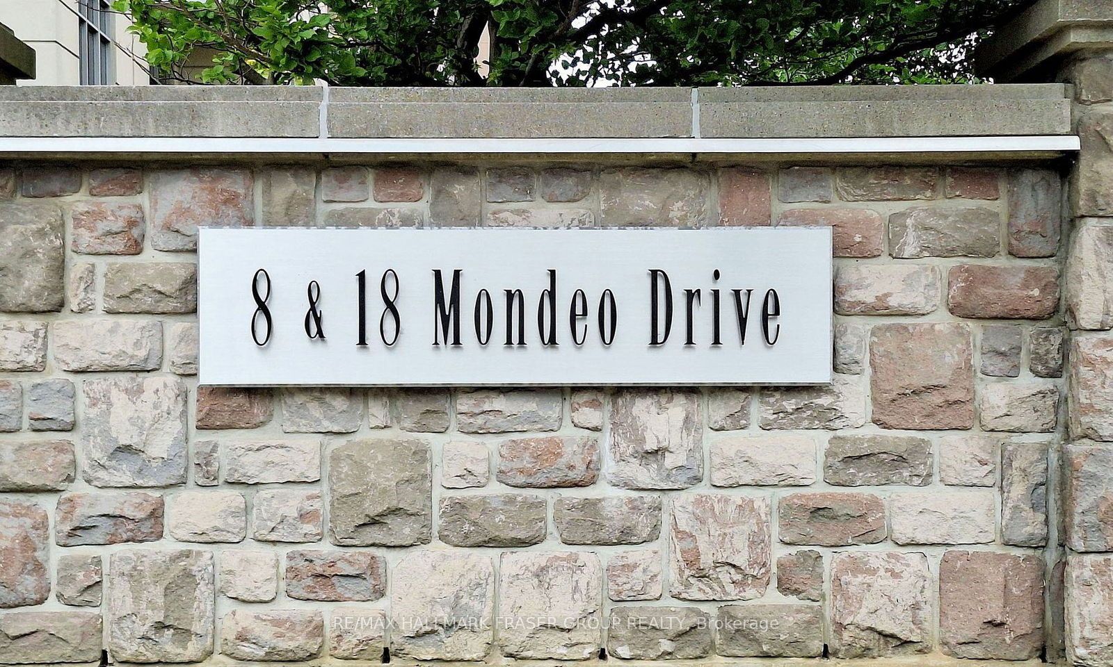 8 Mondeo Drive 512 Property Photo 35