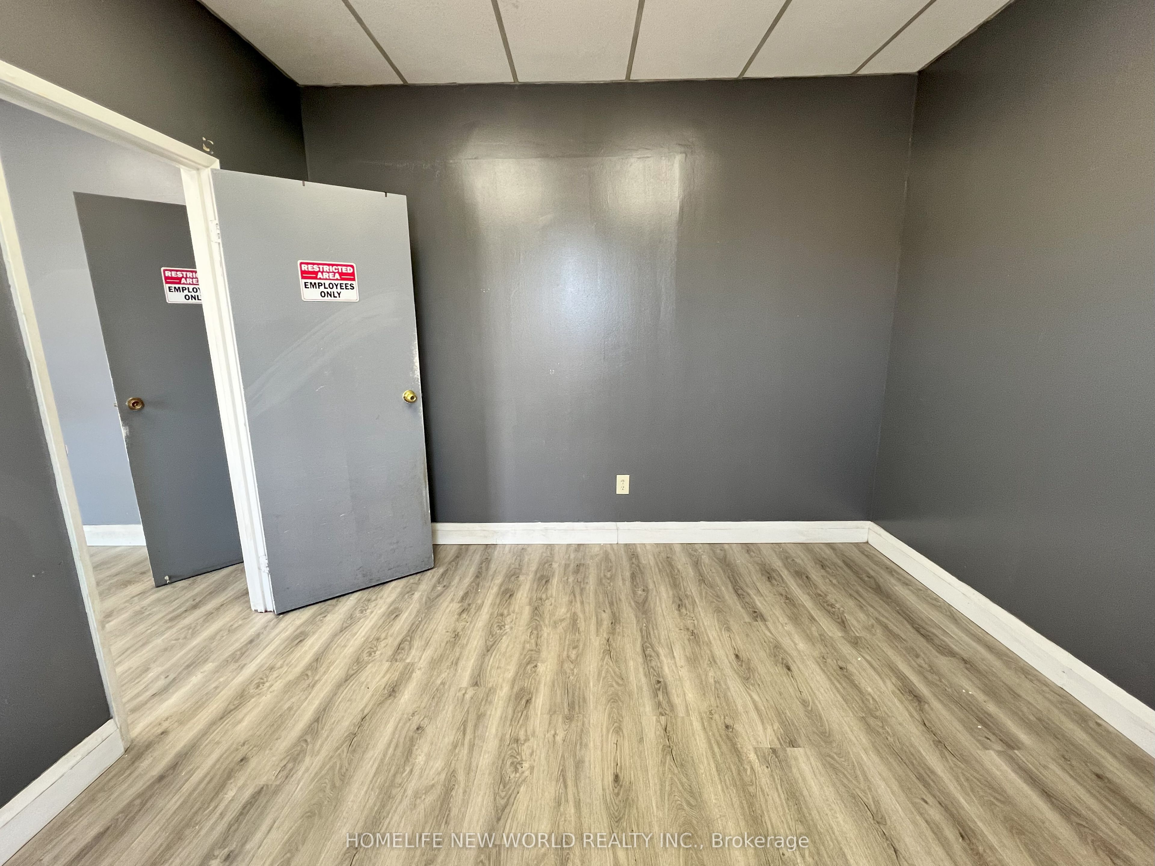#121 - 70 Silver Star Boulevard Property Photo 7