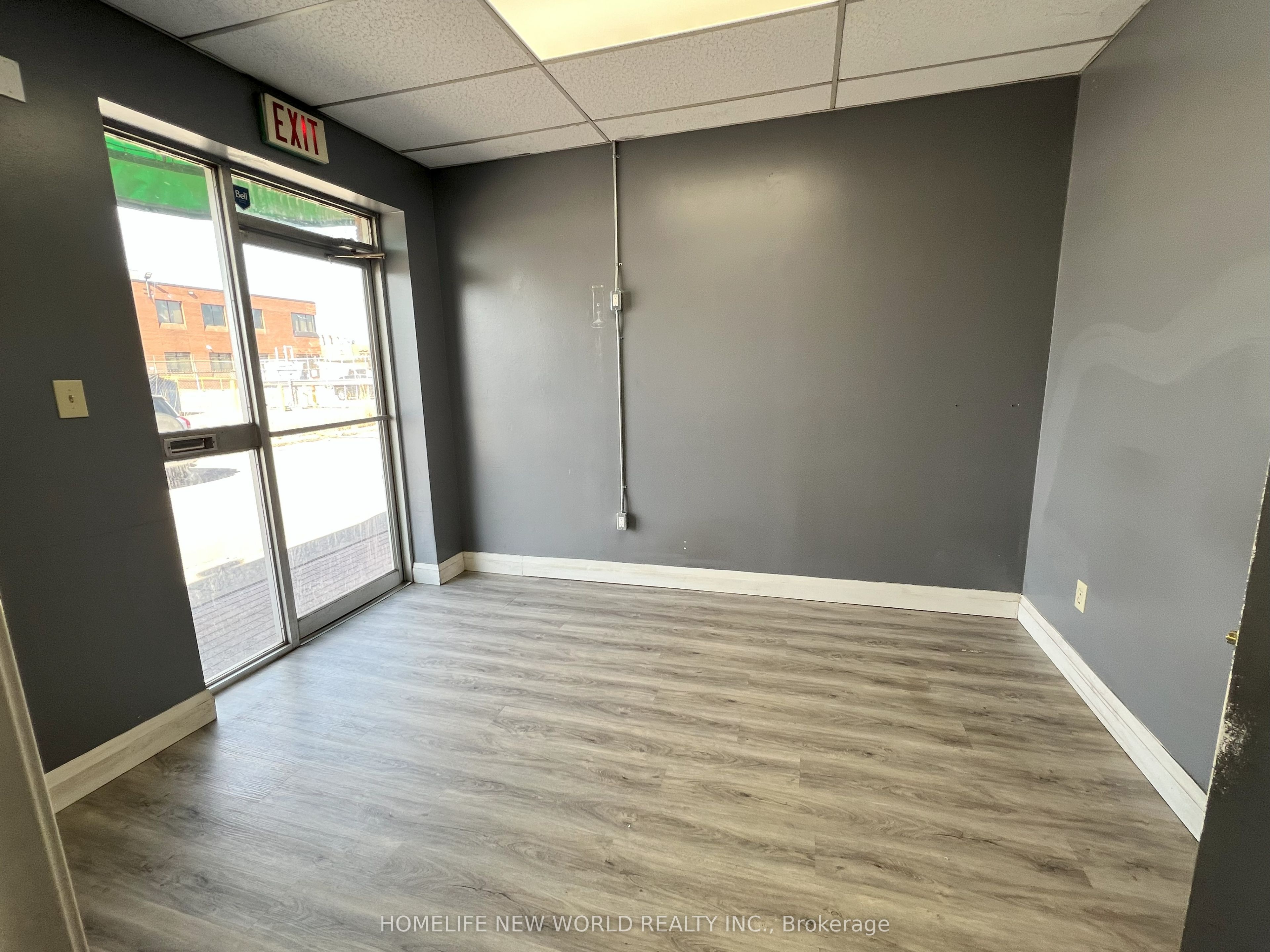 #121 - 70 Silver Star Boulevard Property Photo 8