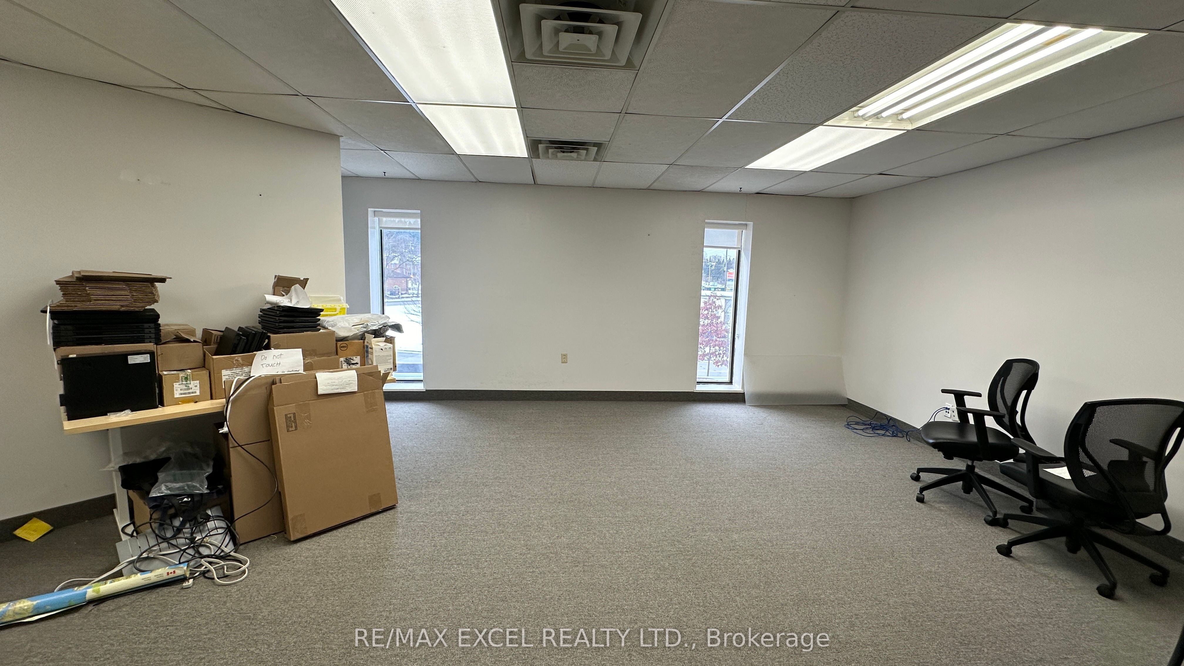 #2nd Fl - 3545 Kingston Road Property Photo 4