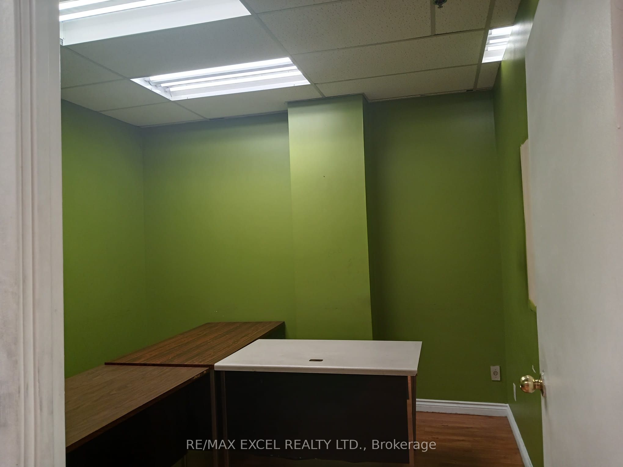 #208 - 55 Nugget Avenue Property Photo 4