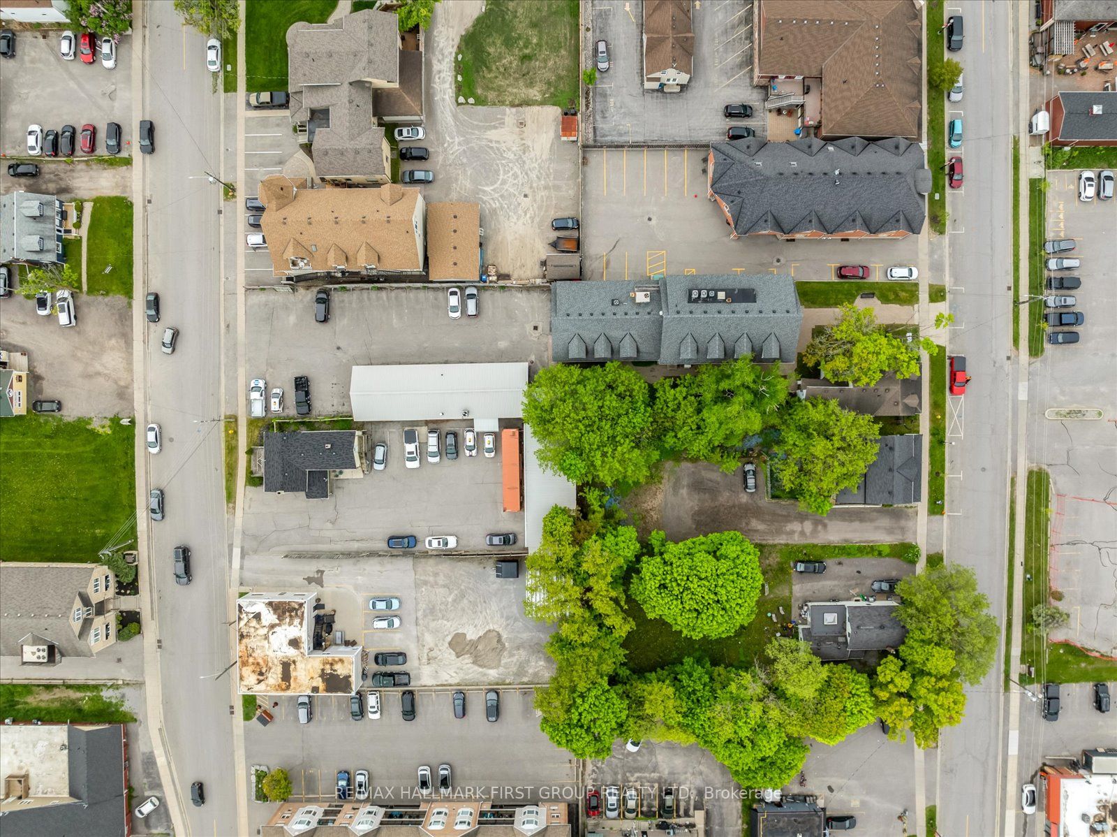 180 Mary Street Property Photo 2