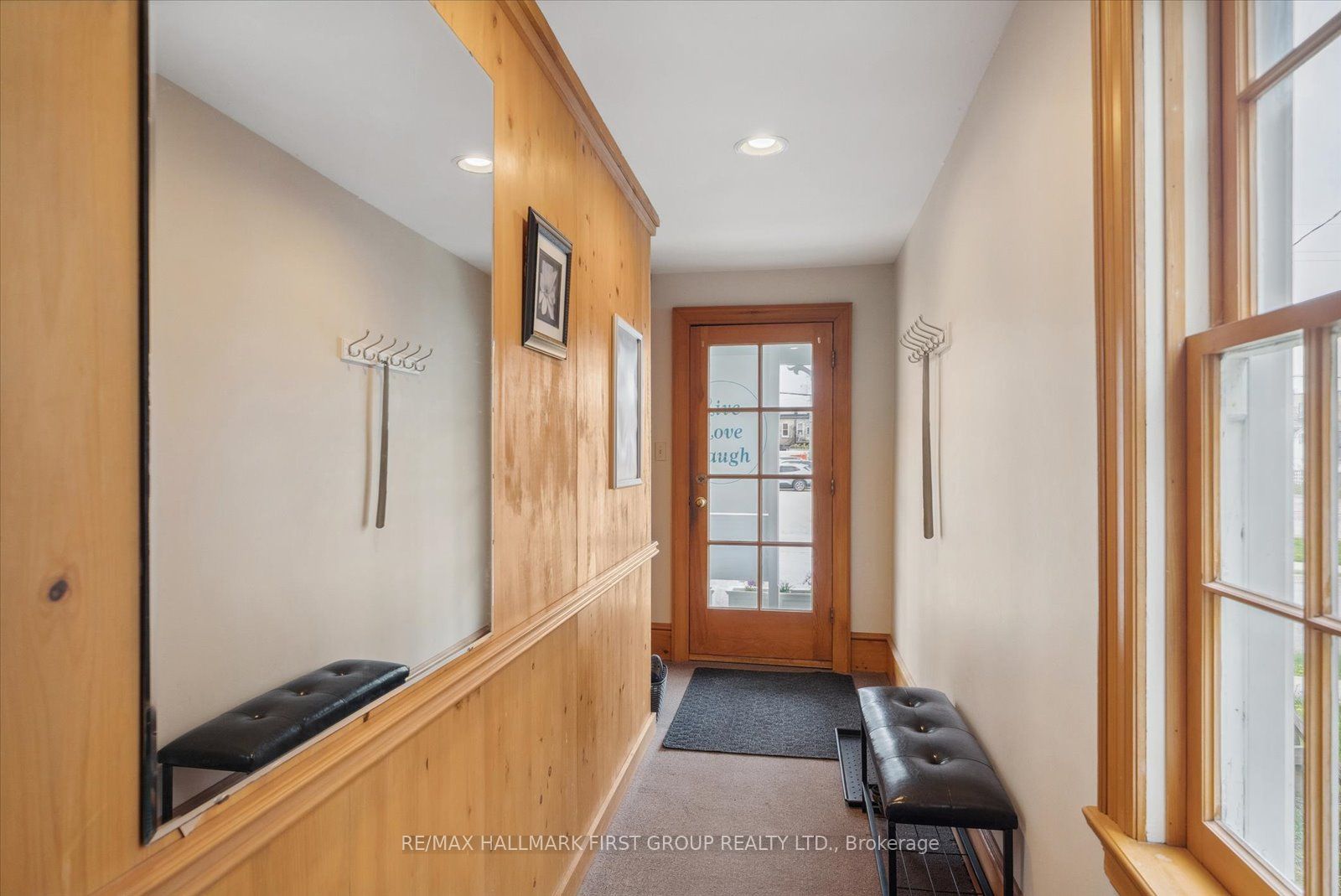 180 Mary Street Property Photo 10