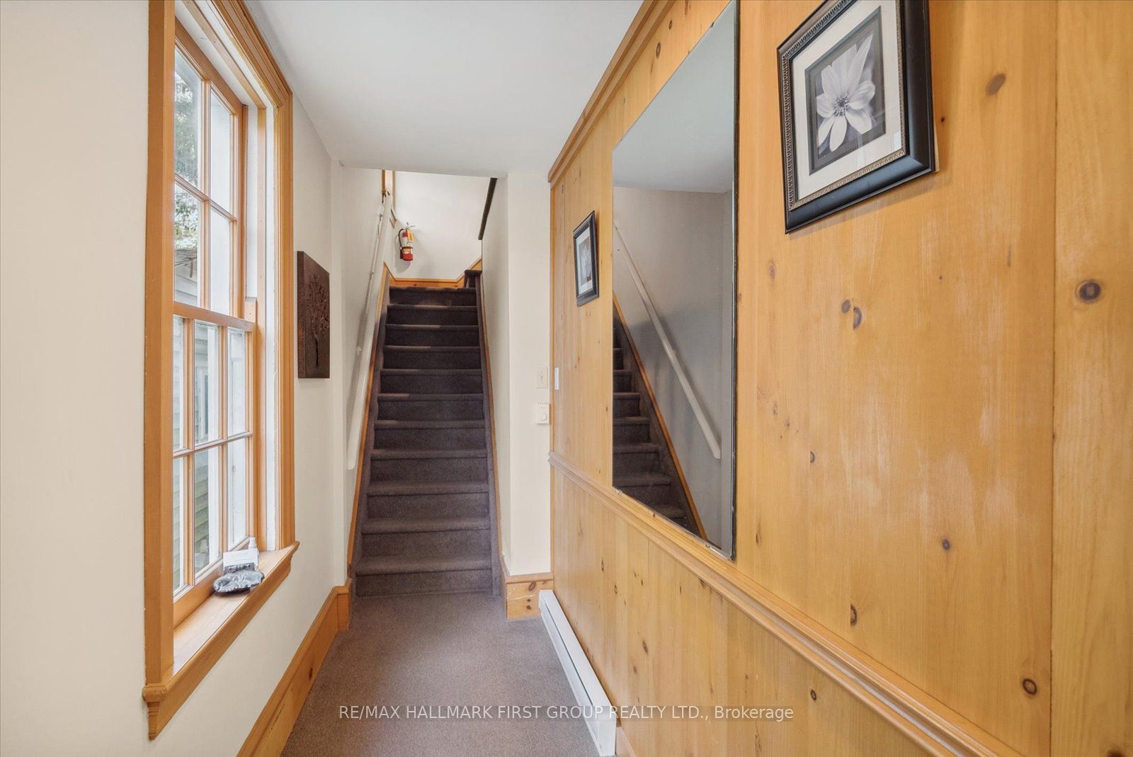 180 Mary Street Property Photo 11