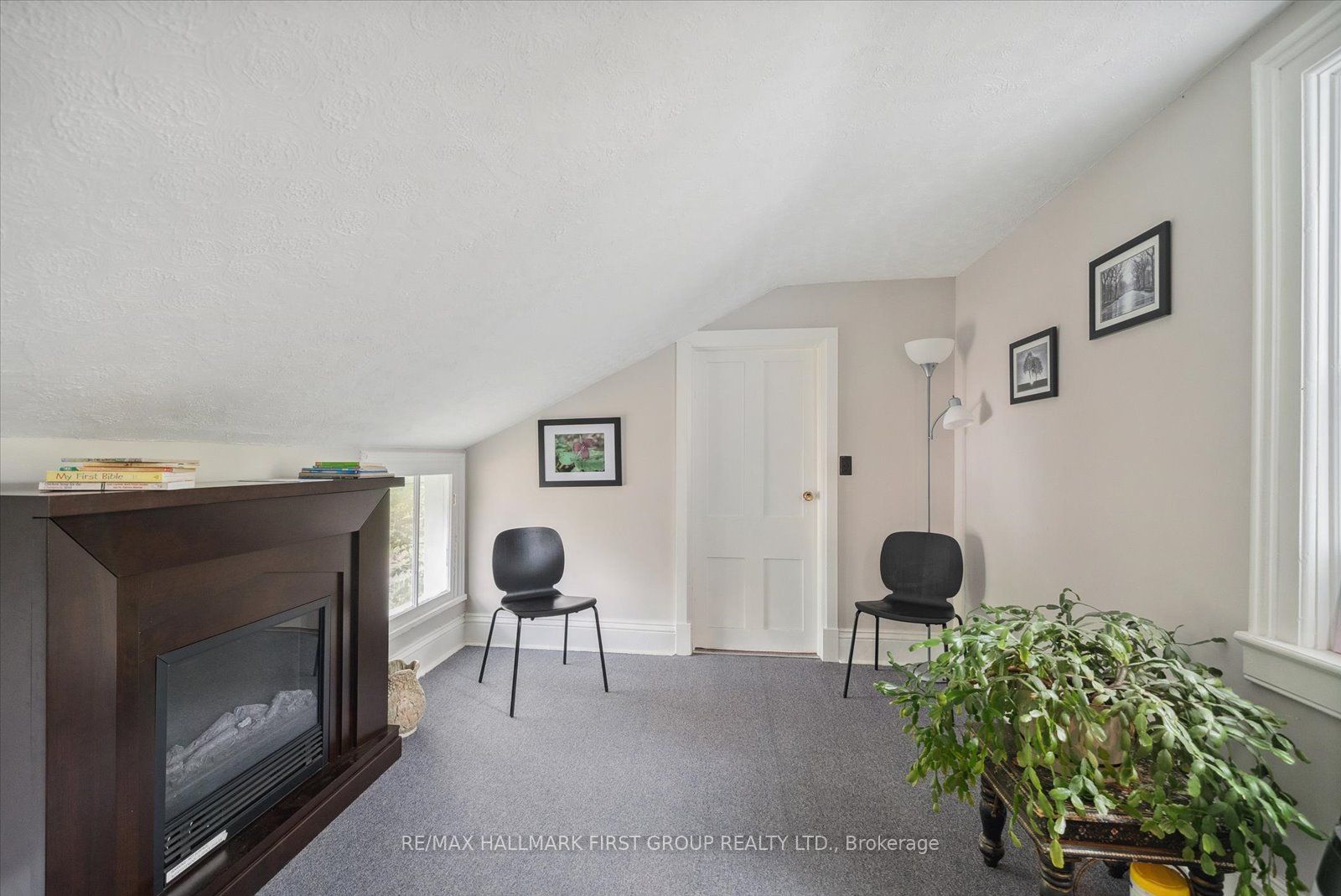180 Mary Street Property Photo 12
