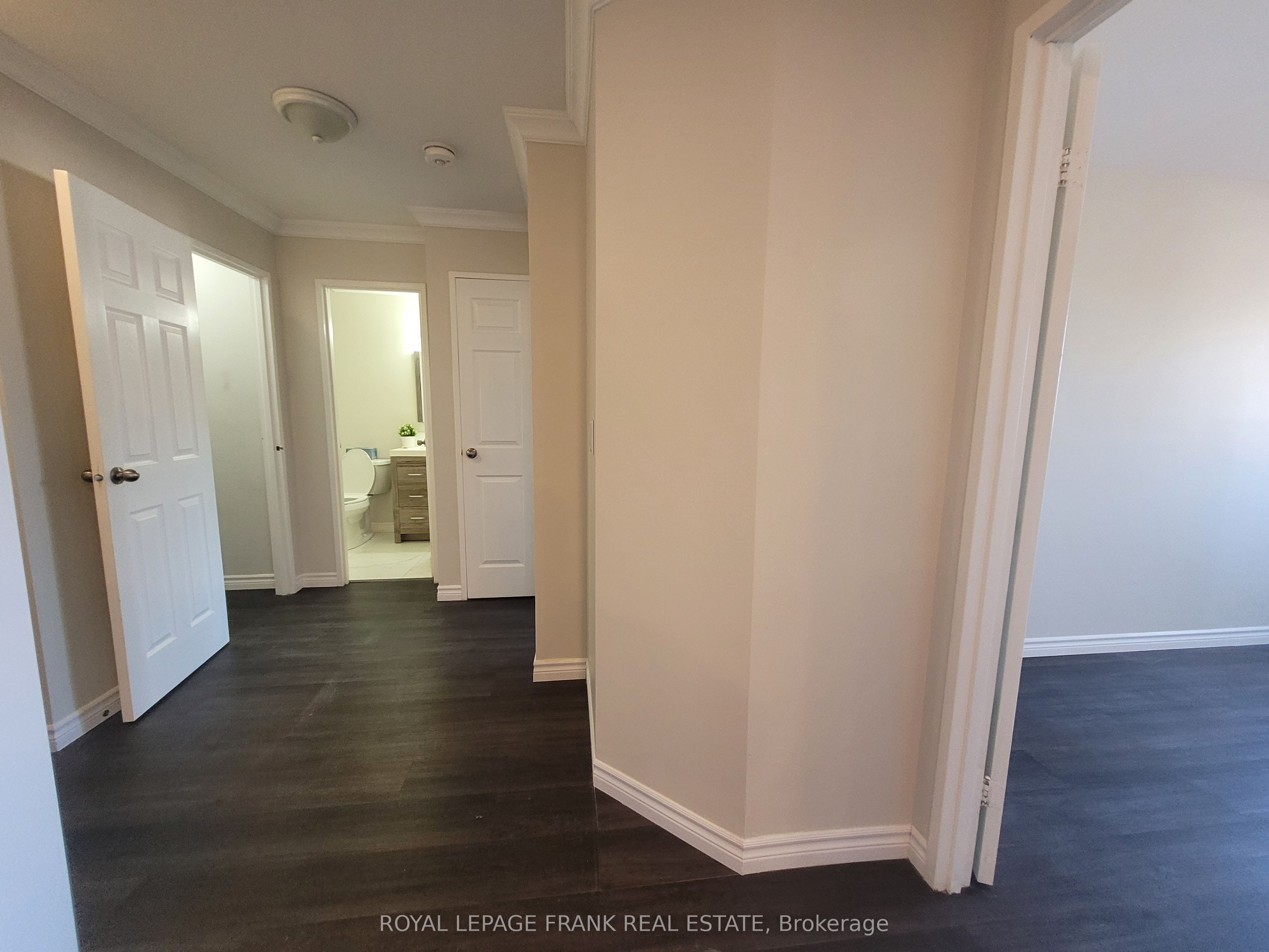 136 King Street 8 Property Photo 4