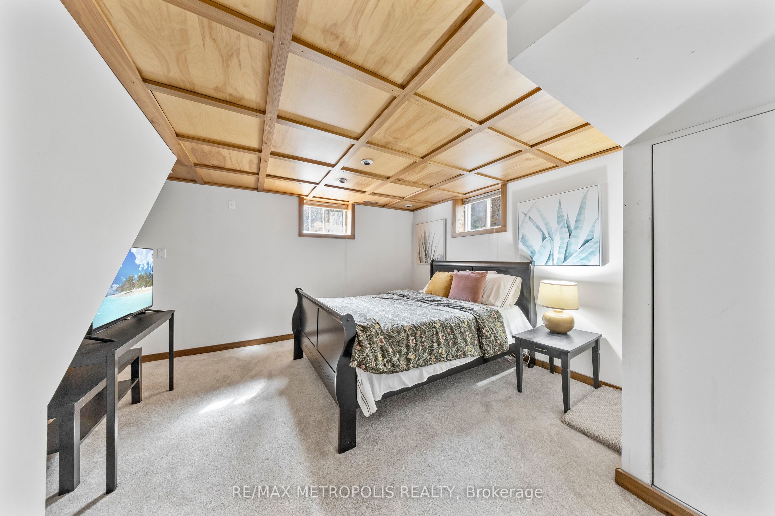 201 Southlawn Avenue Property Photo 15
