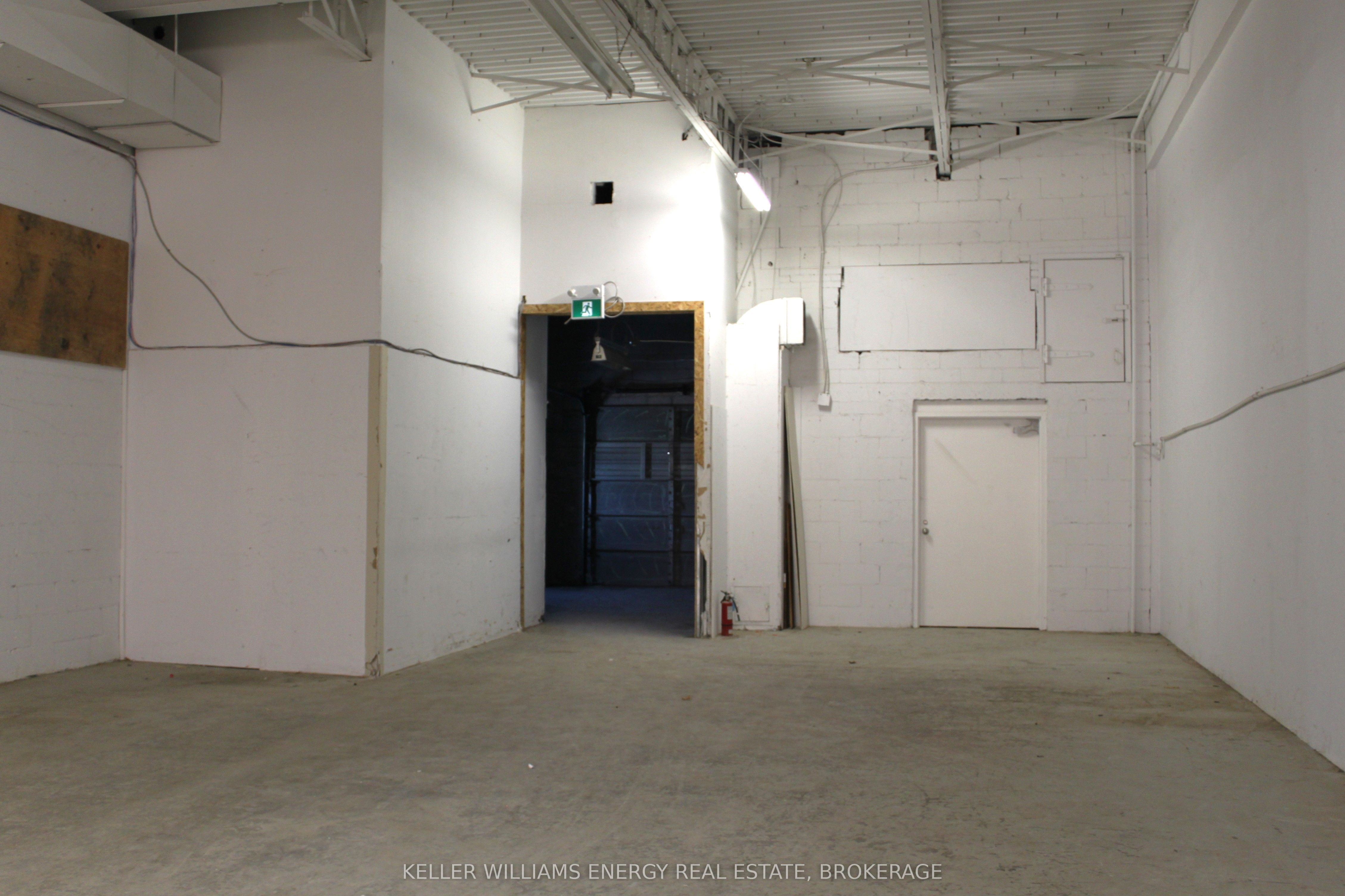 #1-main - 501 Ritson Road Property Photo 5