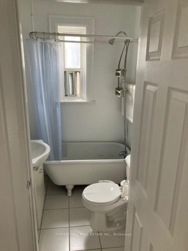 #29 - 849 Broadview Avenue Property Photo 14