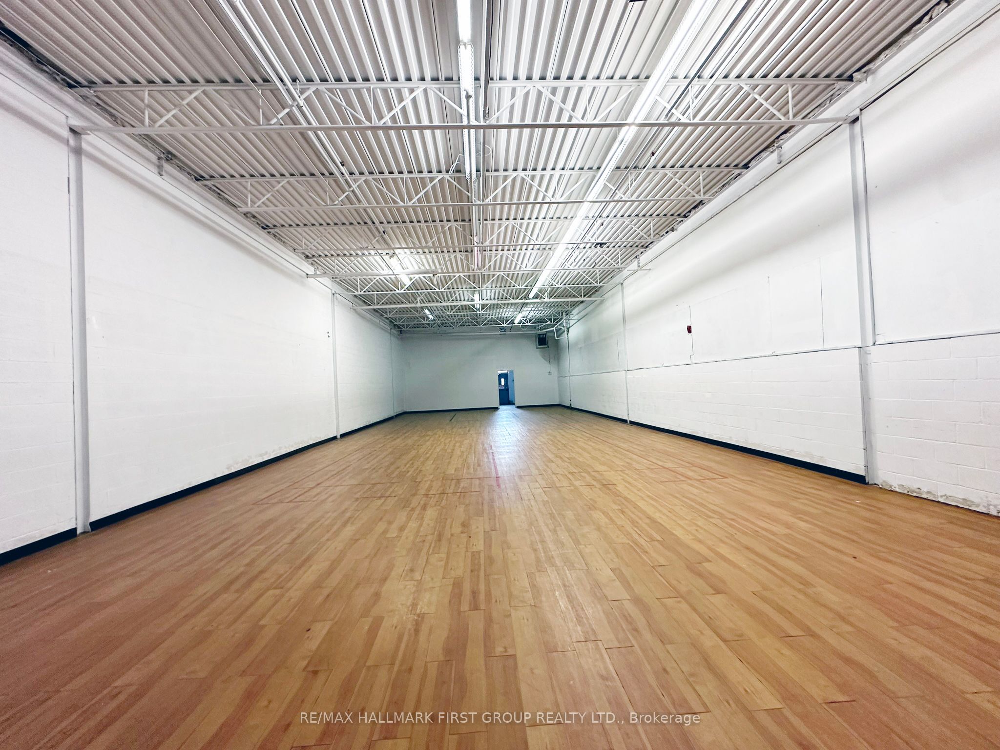 #5 - 126 Commercial Avenue Property Photo 8