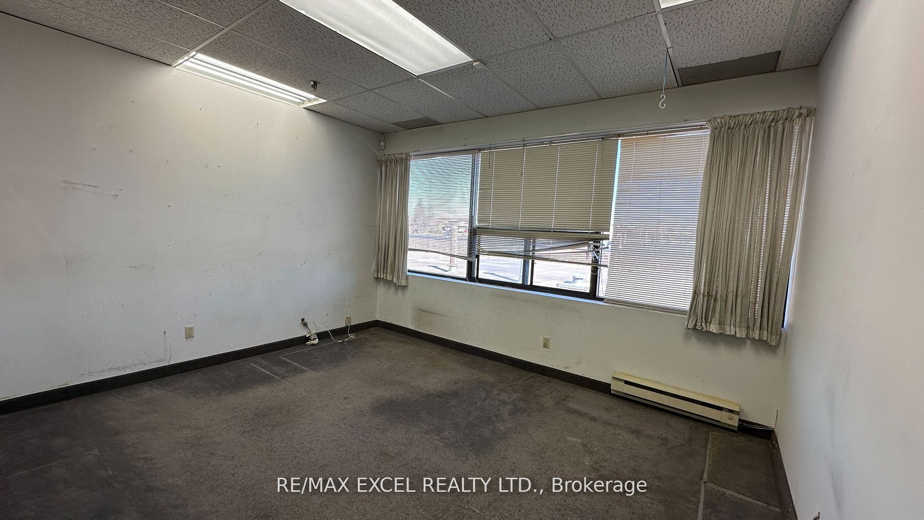 #230j - 55 Nugget Avenue Property Photo 3