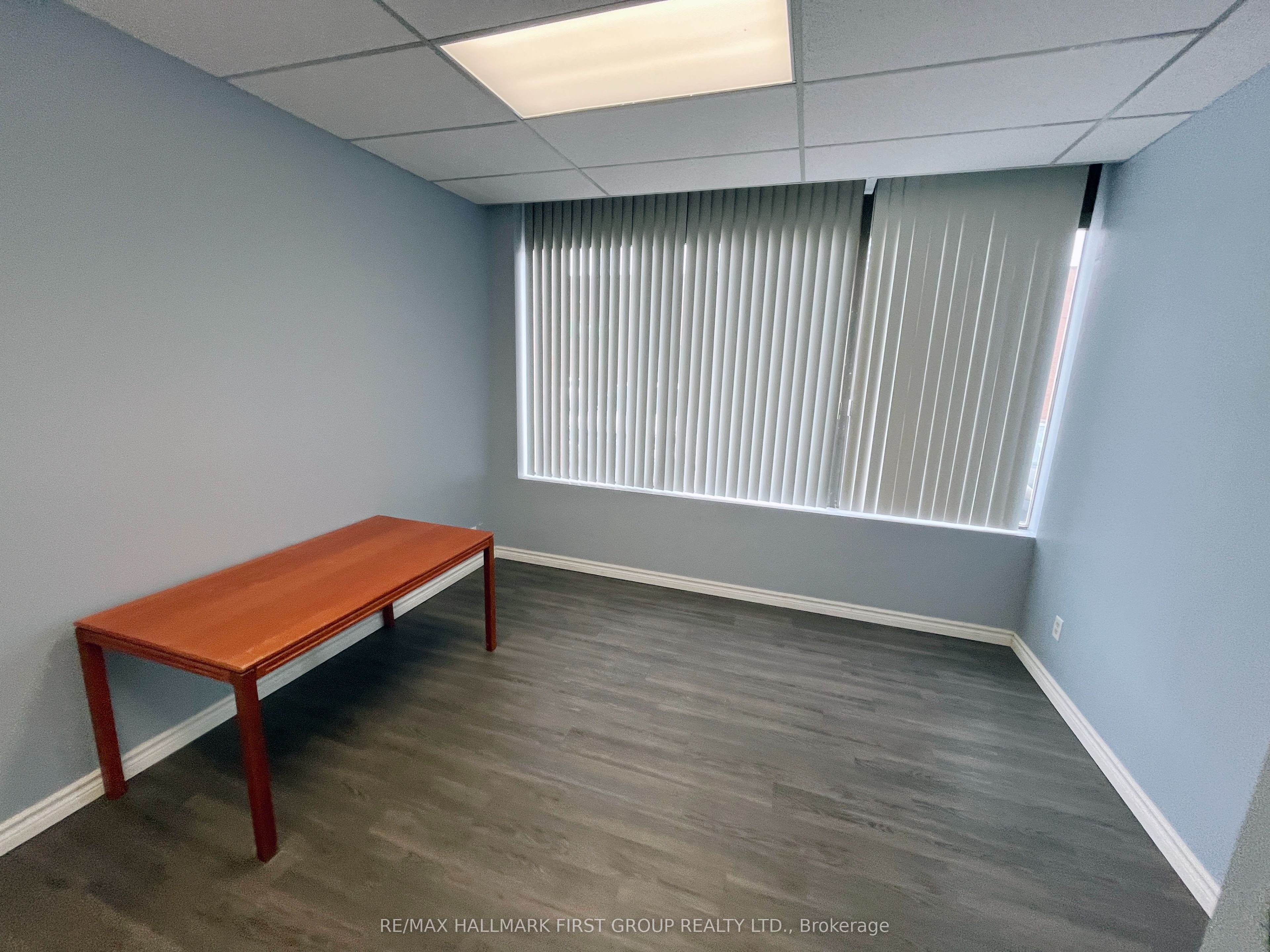 #om2#2b - 1400 Bayly Street Property Photo 6