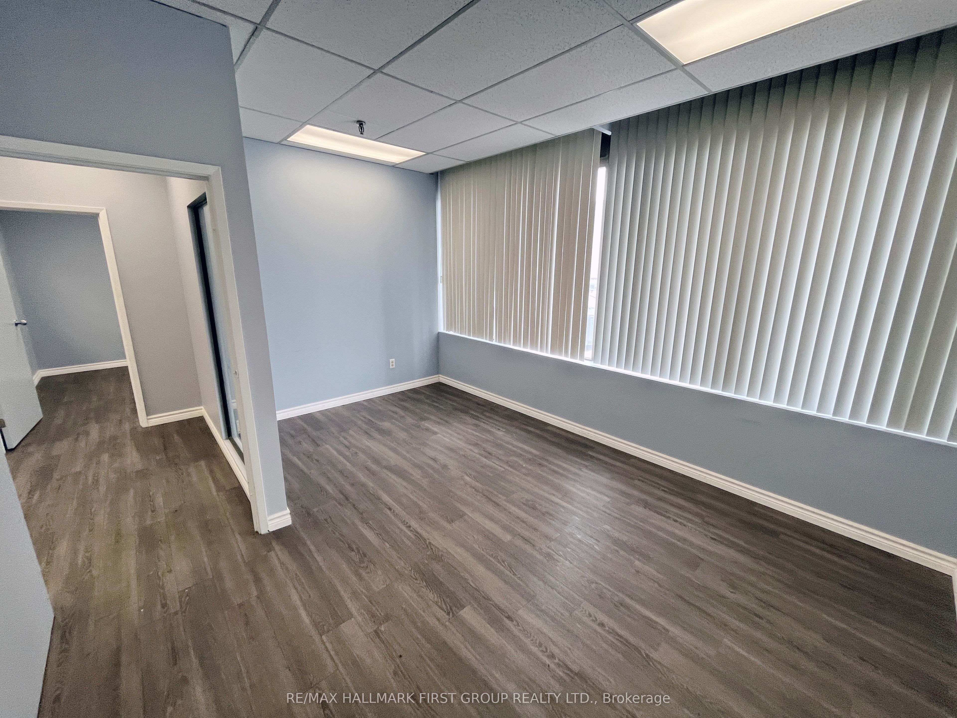 #om2#2b - 1400 Bayly Street Property Photo 7