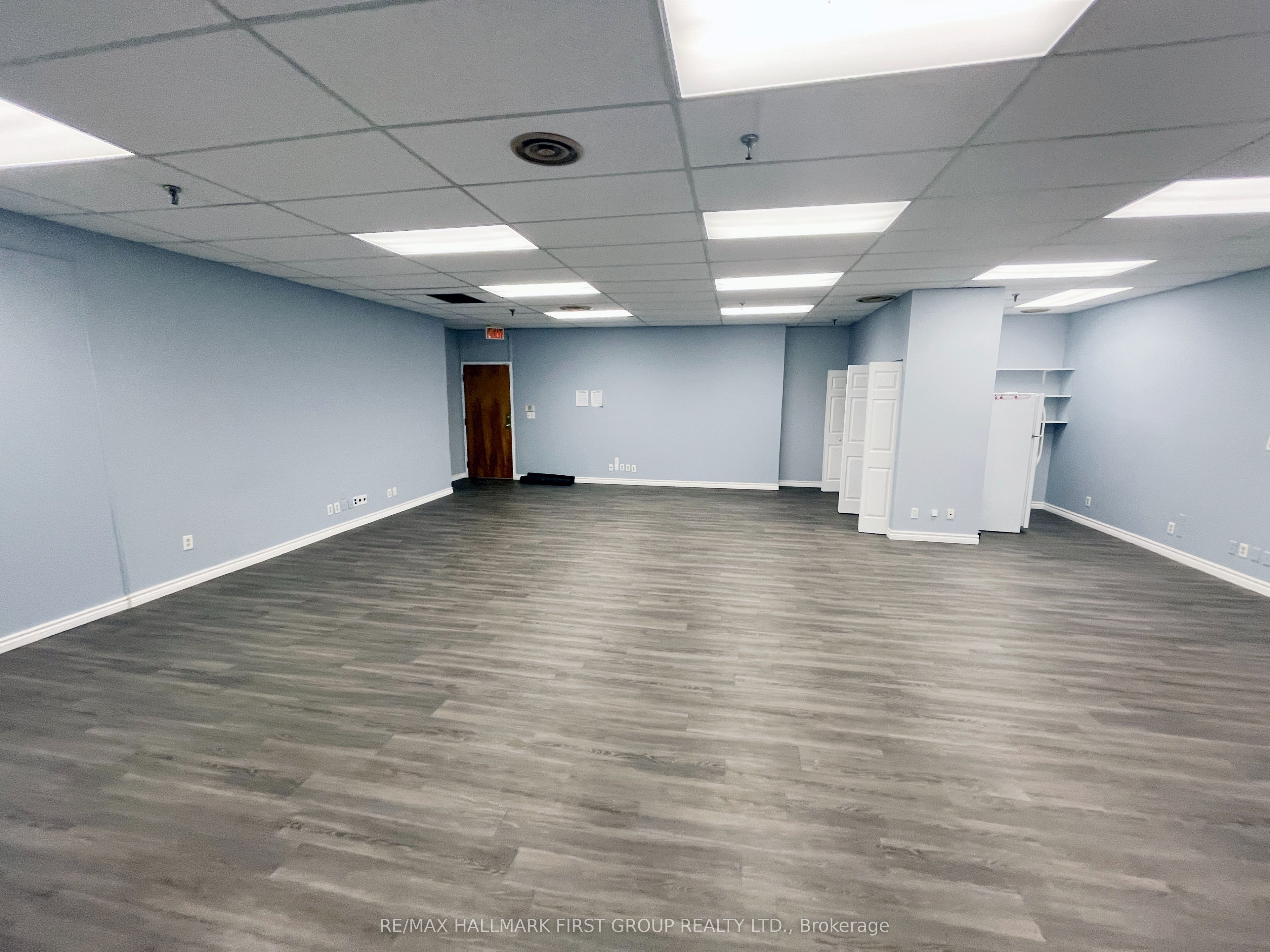 #om2#2b - 1400 Bayly Street Property Photo 8