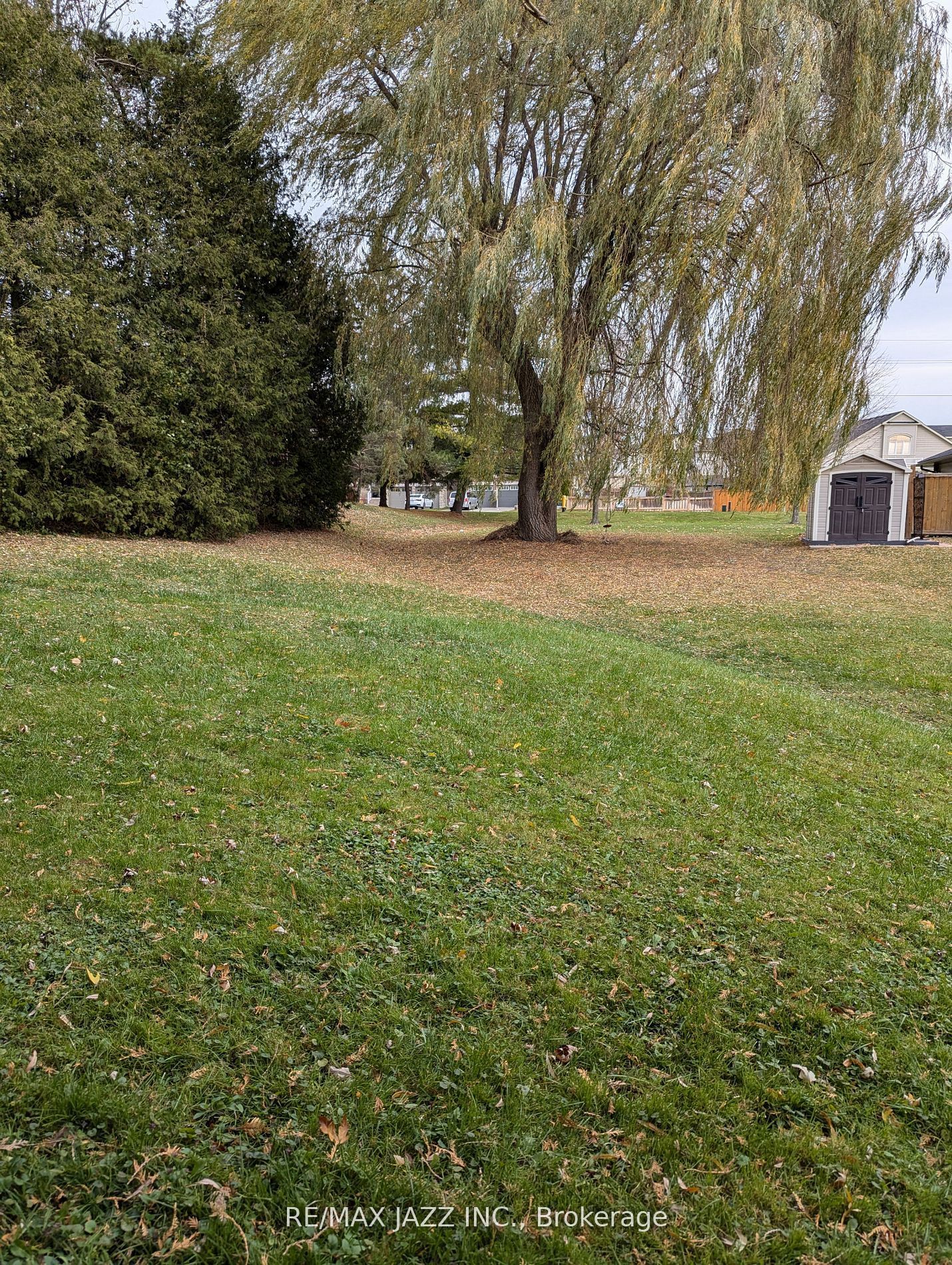 396 North Scugog Court Property Photo 5