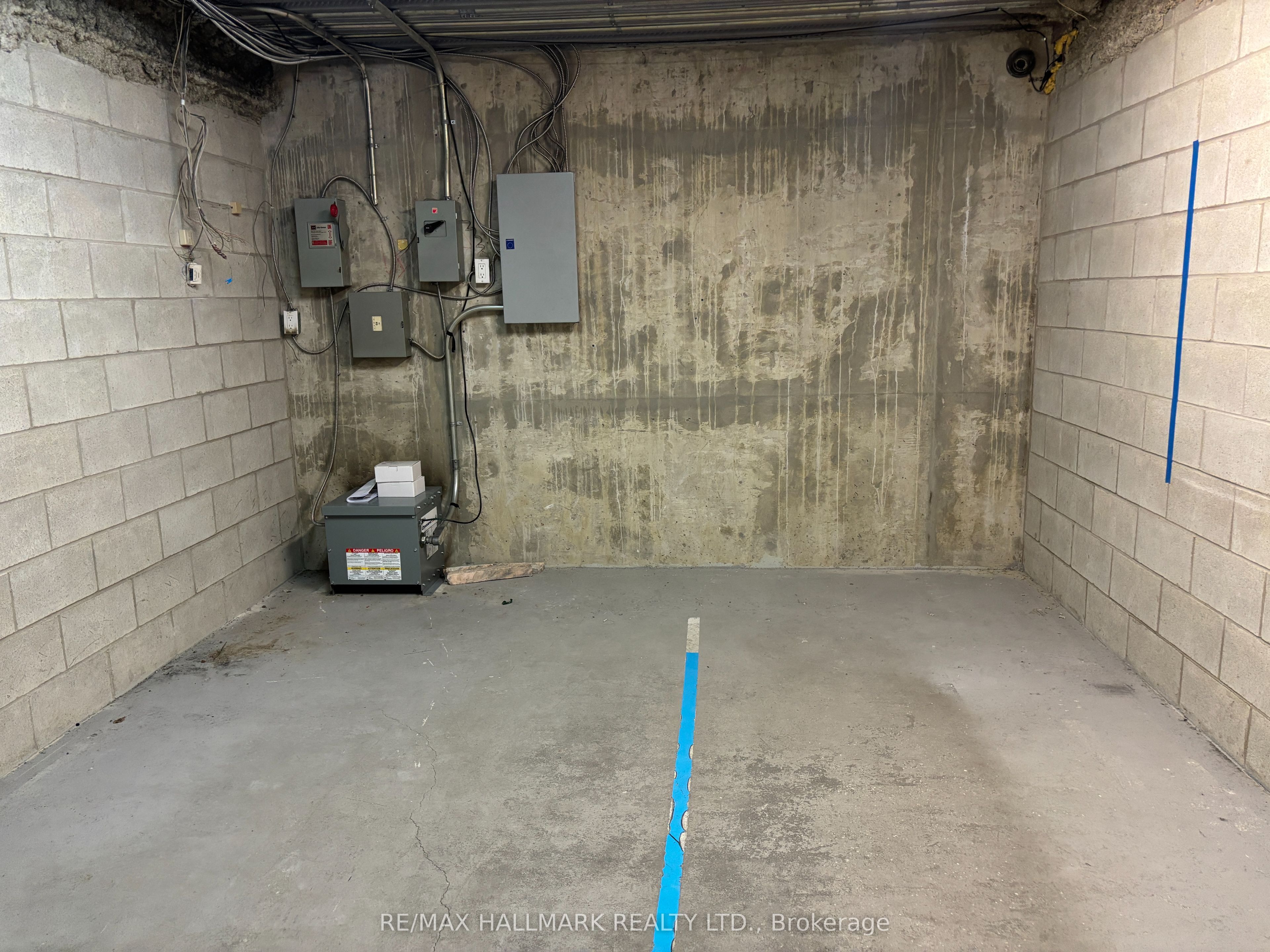 #g61 - 8 Glen Watford Drive Property Photo 7