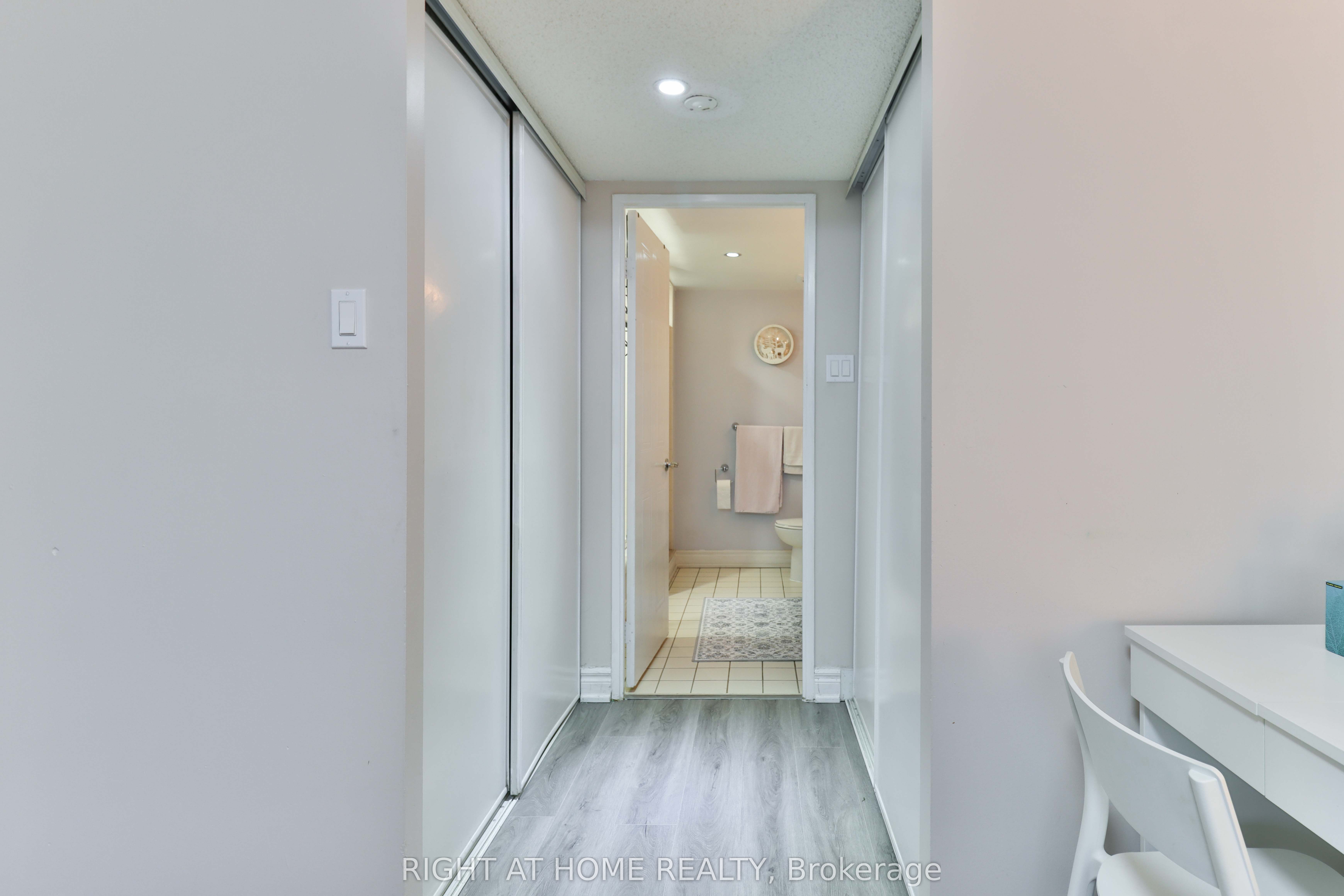 #1609 - 410 Mclevin Avenue Property Photo 41