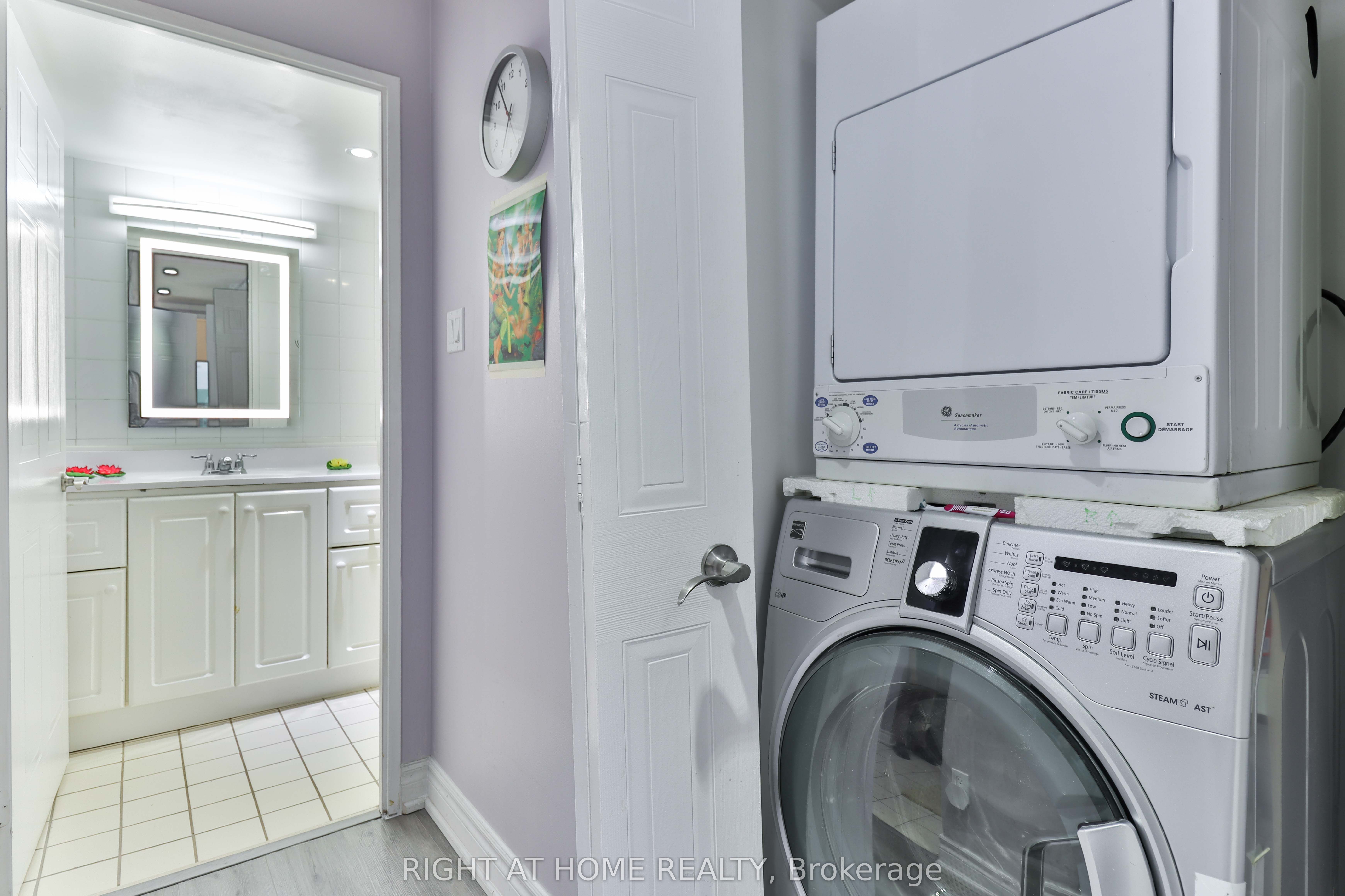 #1609 - 410 Mclevin Avenue Property Photo 50