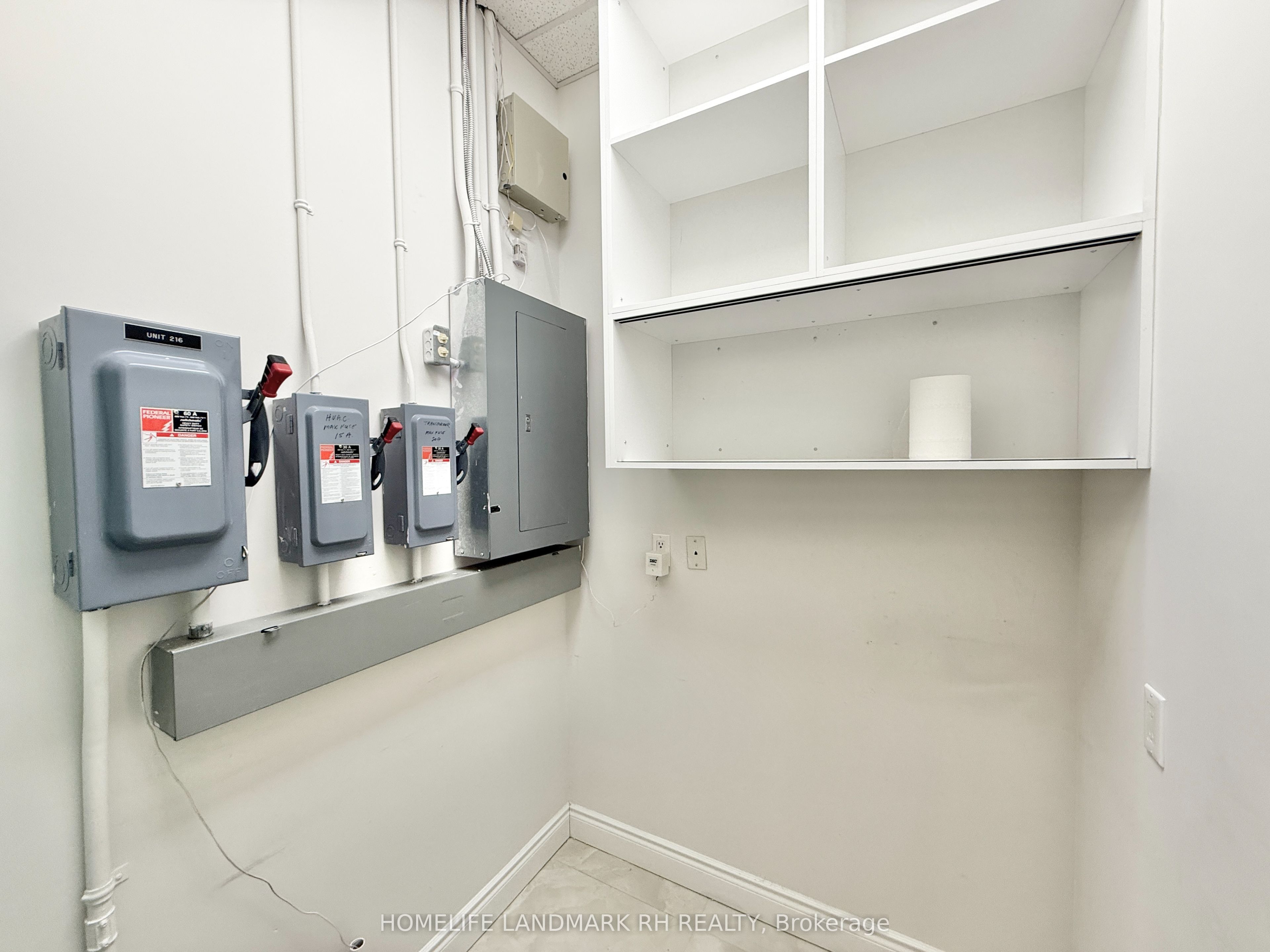 #216 - 668 Silver Star Boulevard Property Photo 14