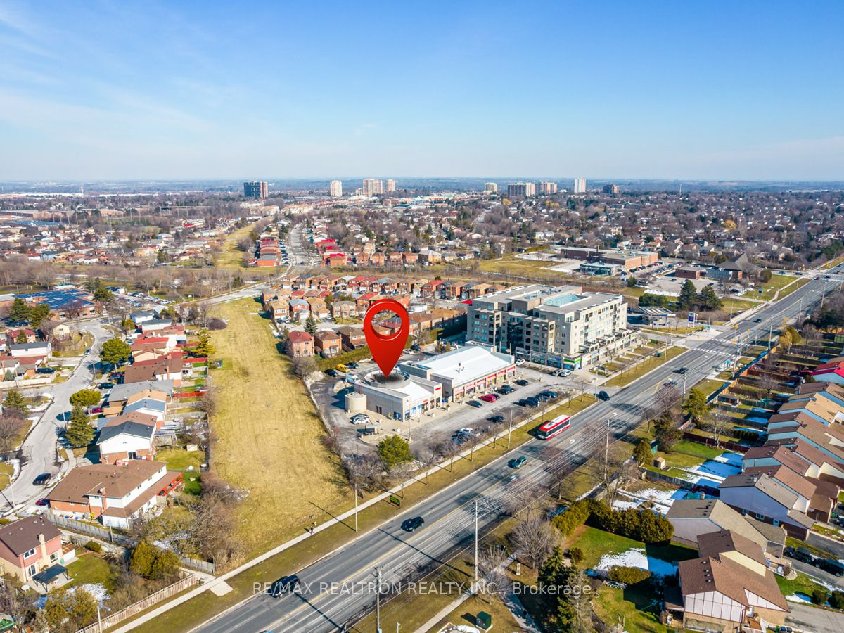 #56-66 - 5780 Sheppard Avenue Property Photo 6