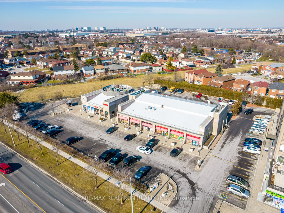 #56-66 - 5780 Sheppard Avenue Property Photo 8