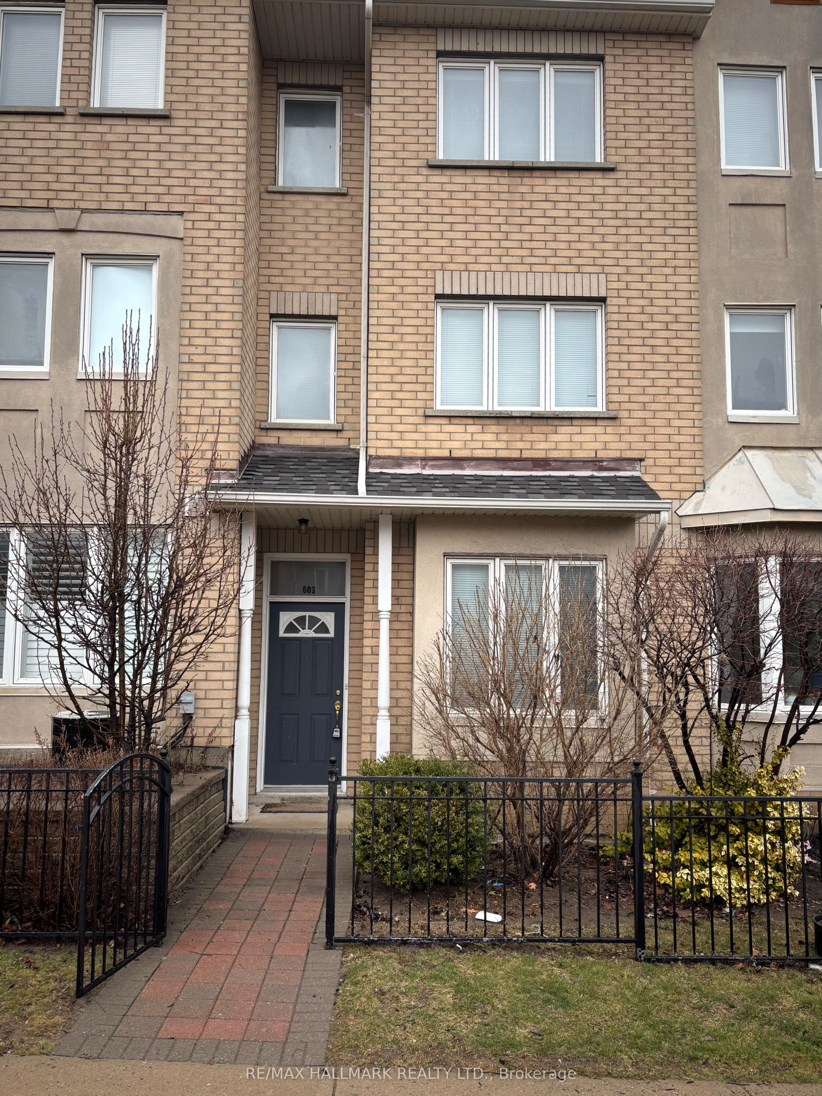 #603 - 28 Rosebank Drive Property Photo 1