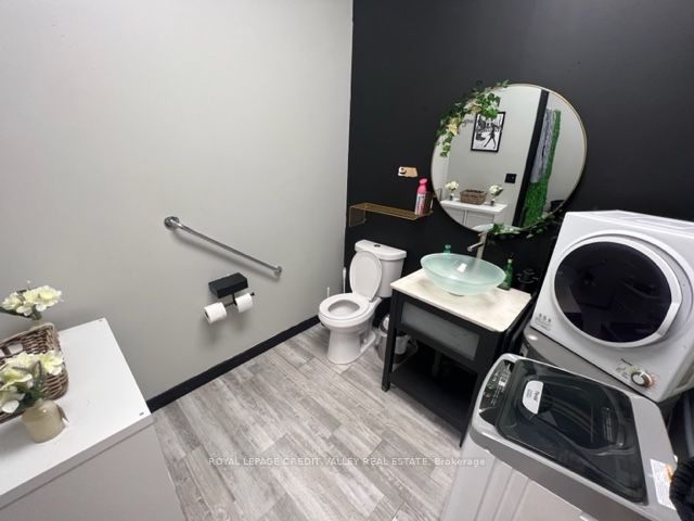 #2 - 525 Markham Road Property Photo 11