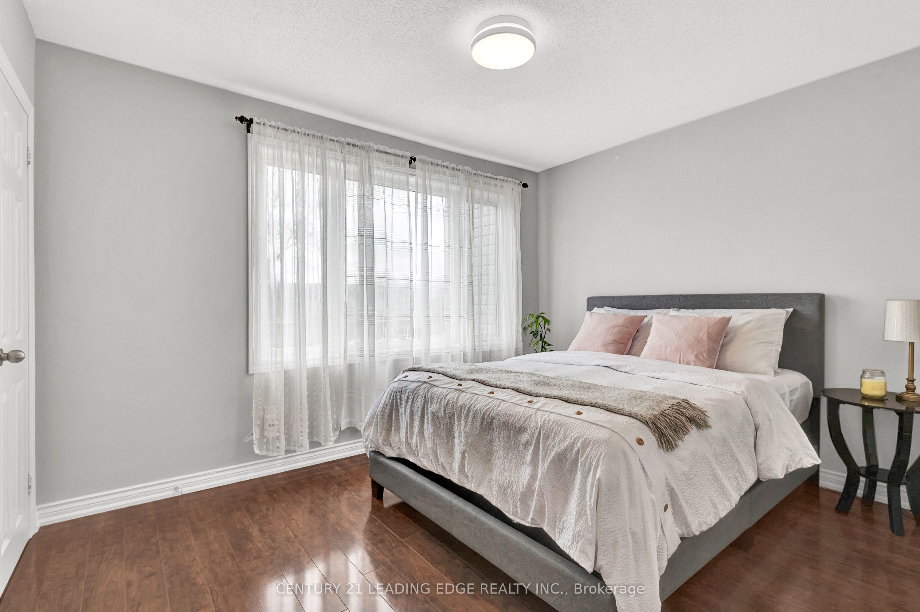 740 Kennedy Road 42 Property Photo 15