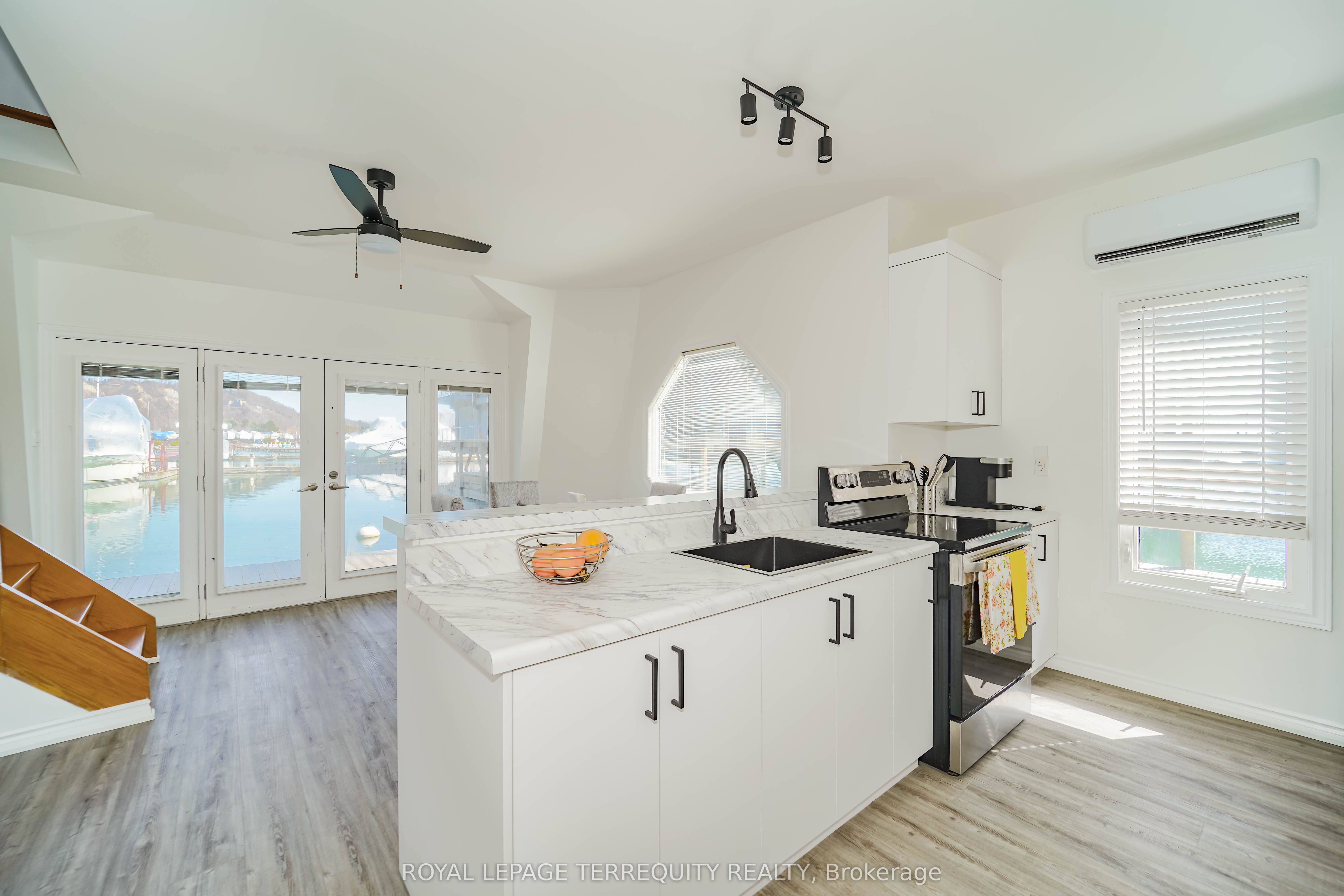 7 Brimley Road S 1 Property Photo 1