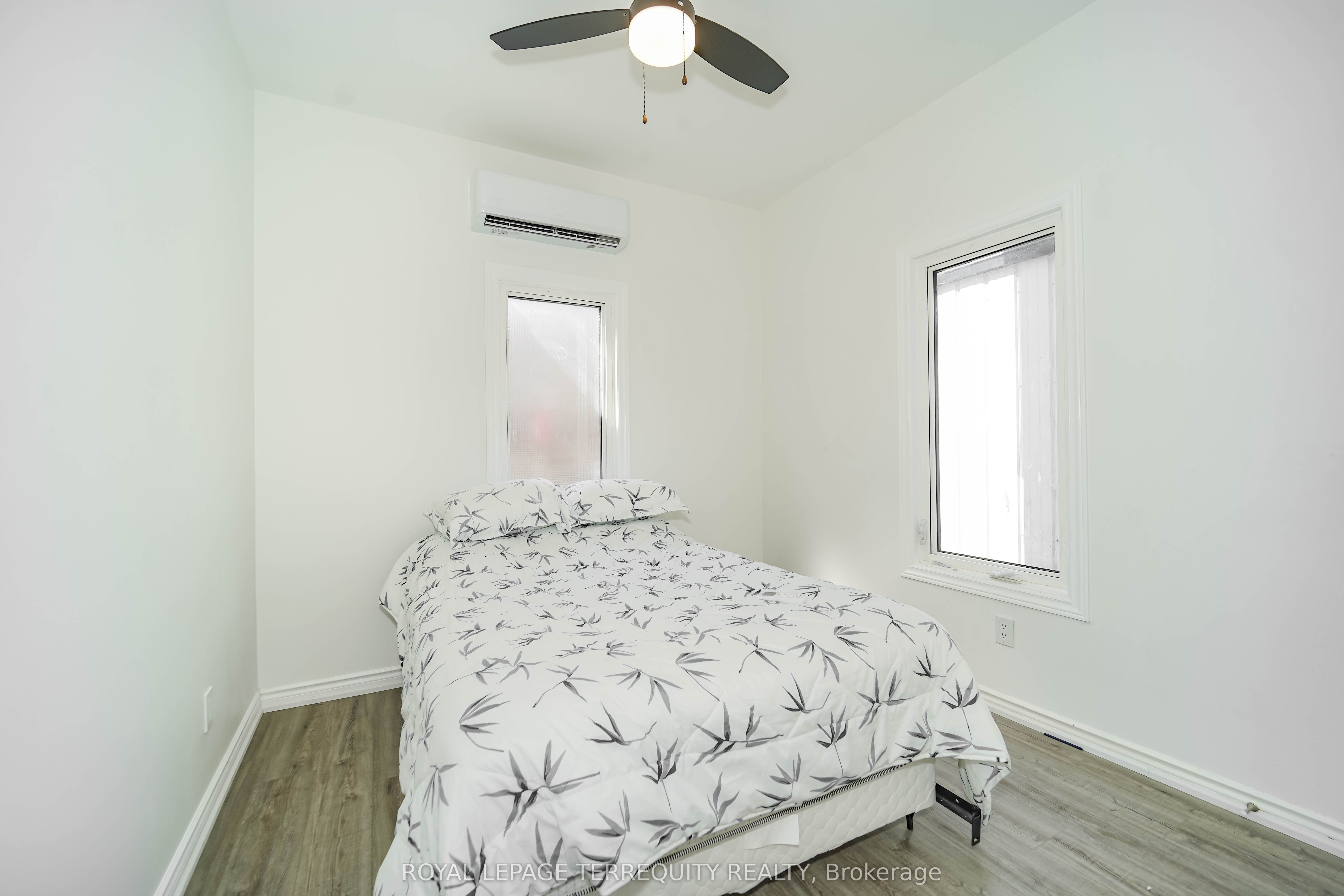 7 Brimley Road S 1 Property Photo 11