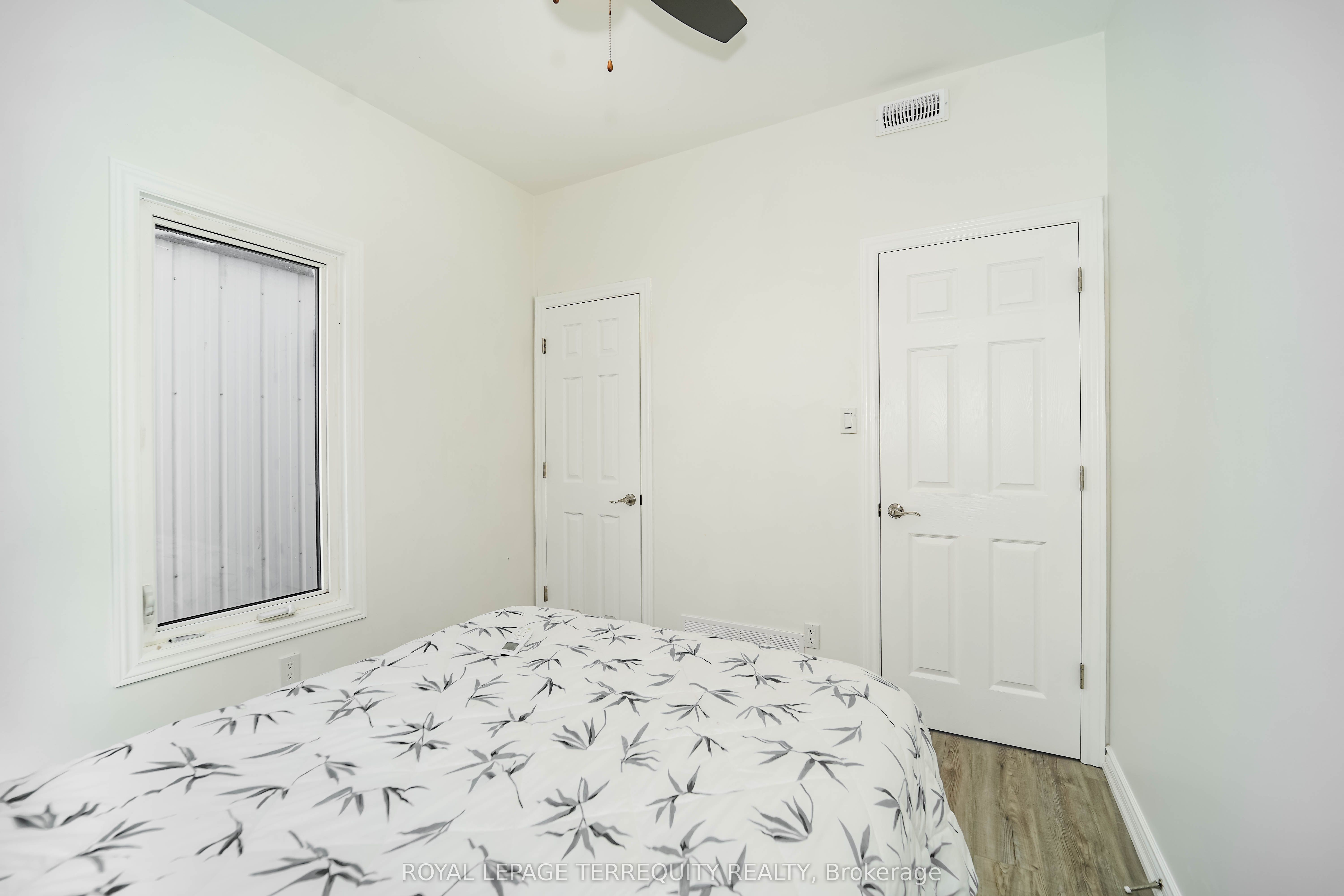 7 Brimley Road S 1 Property Photo 12