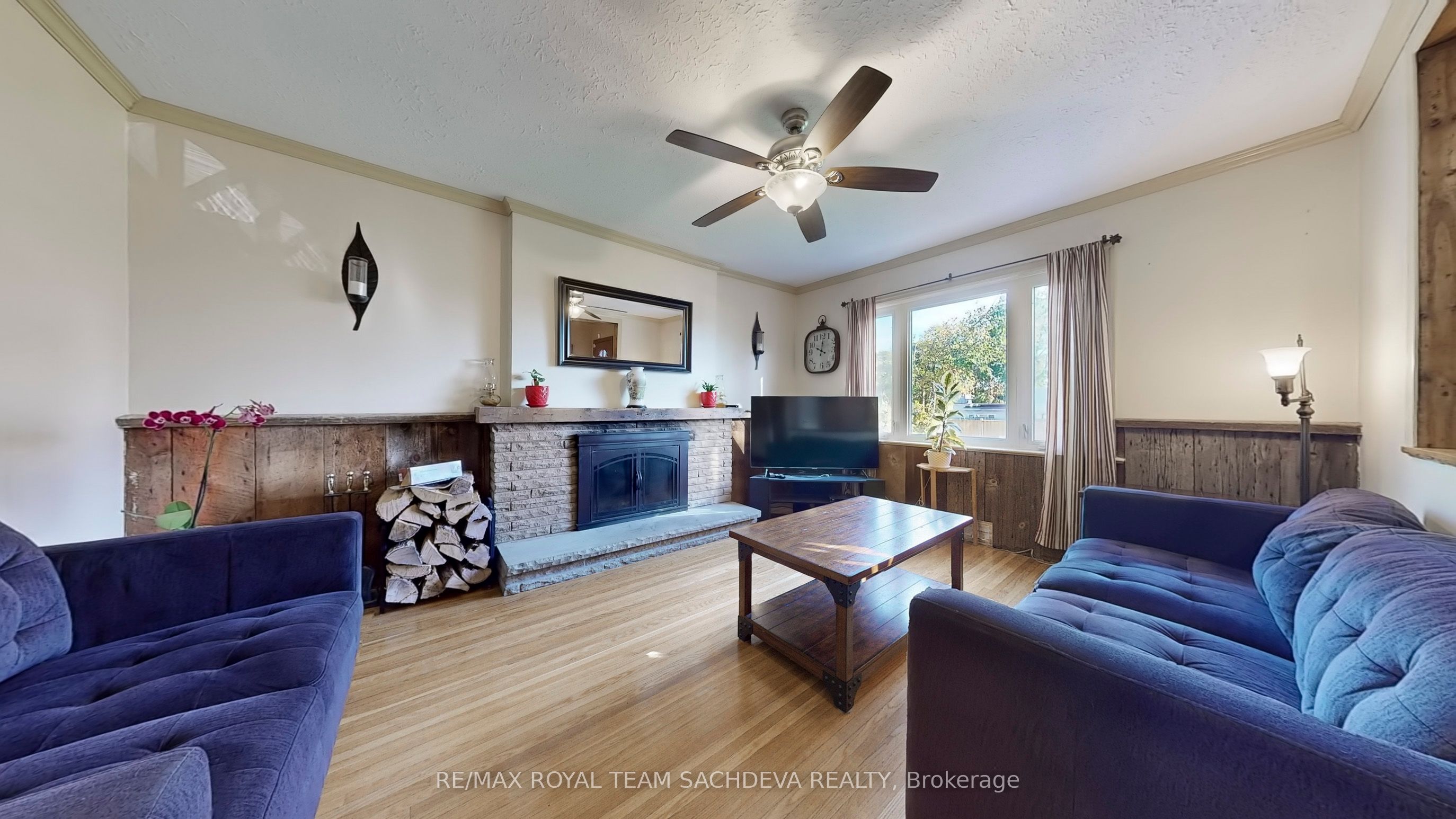 4 Adams Drive Property Photo 2