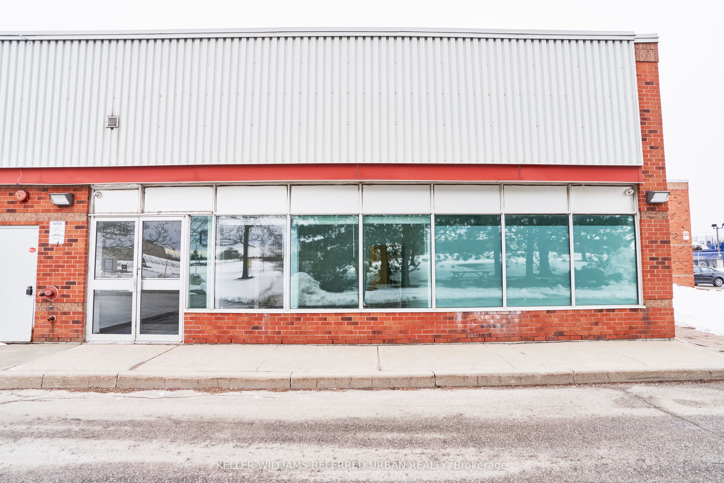 #22 - 850 Tapscott Road Property Photo 1