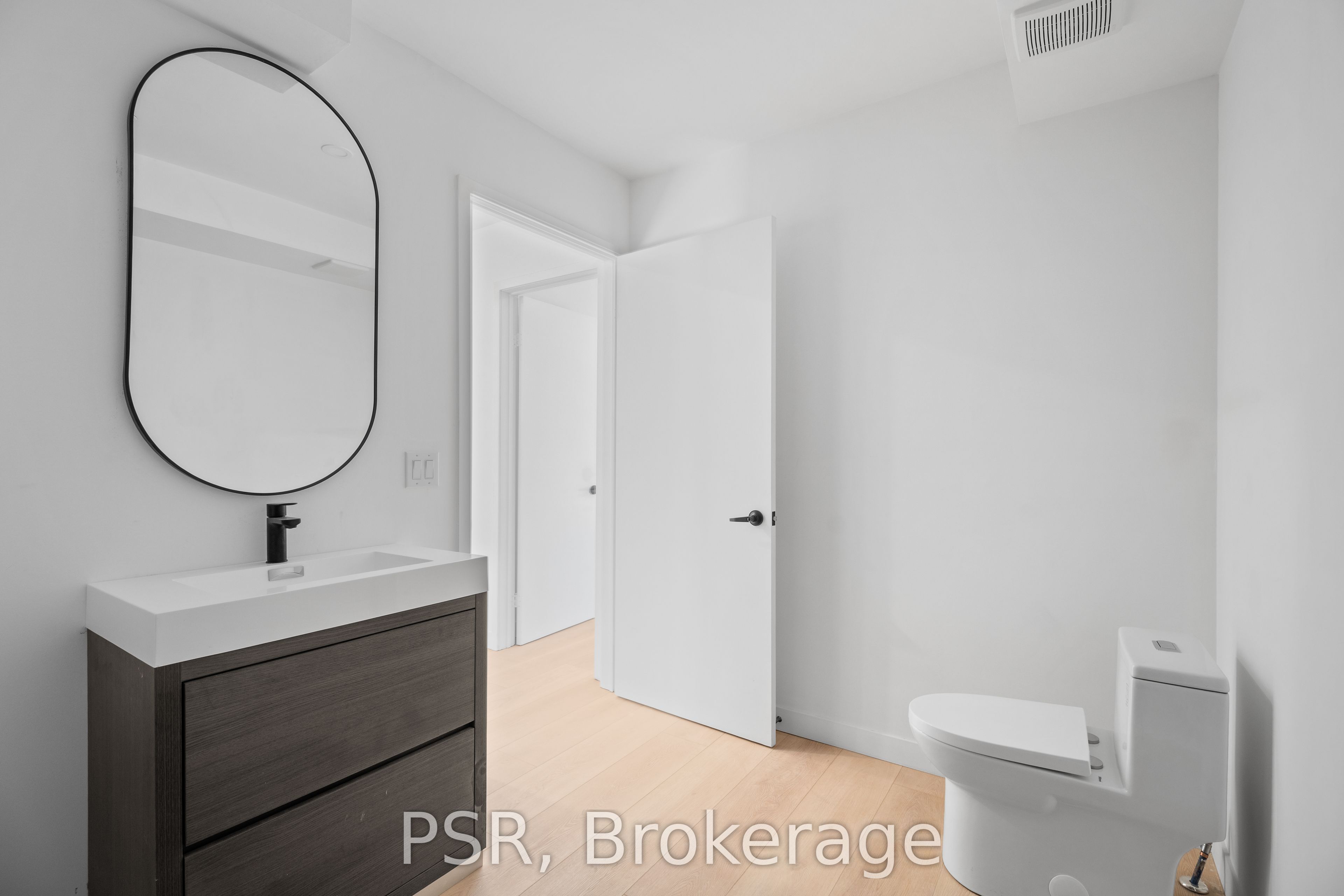 61 Orchard Park Drive 202 Property Photo 25