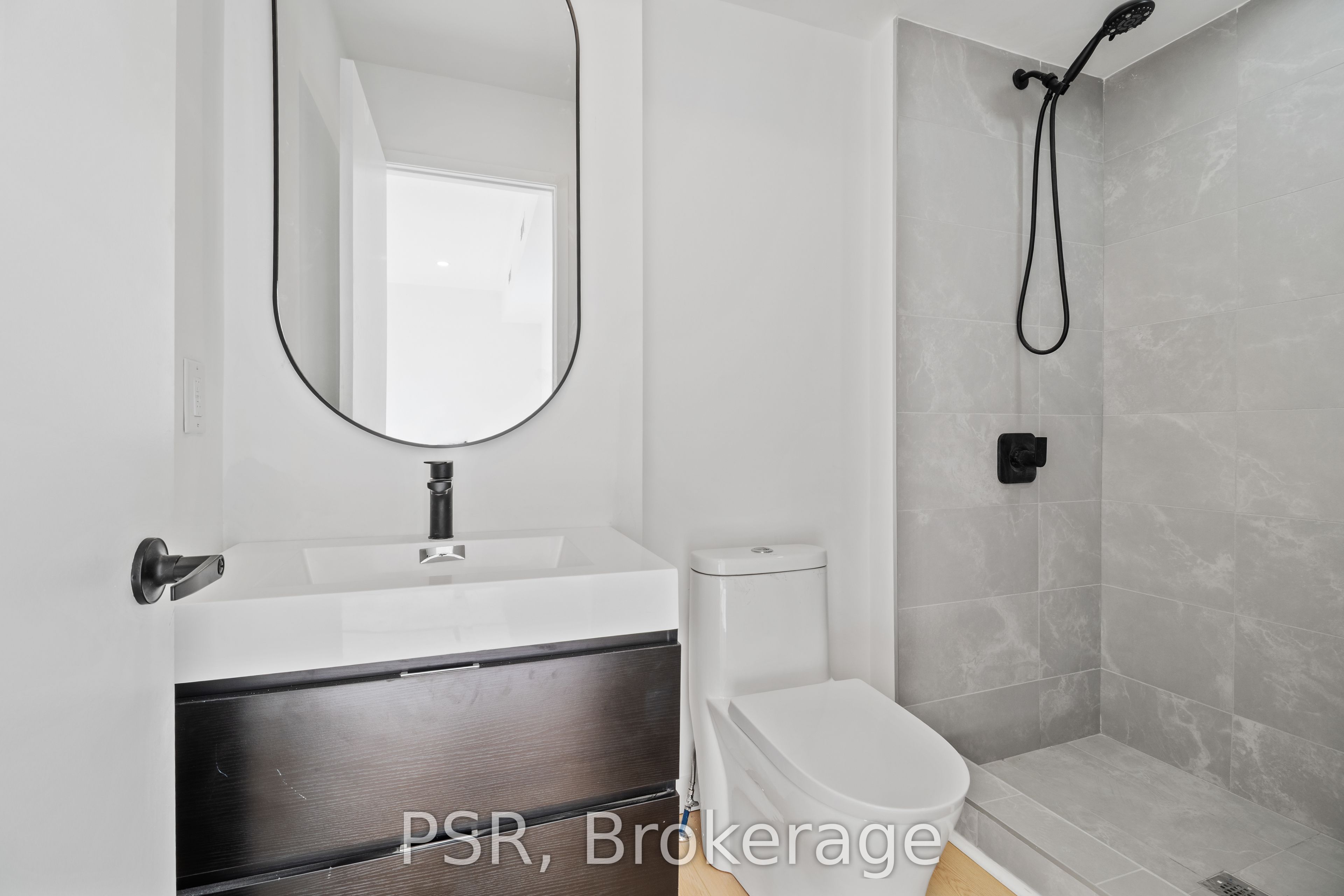 61 Orchard Park Drive 202 Property Photo 33