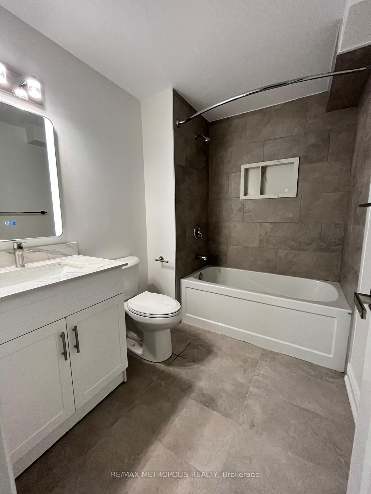 2489 Bridle Road Bsmt Property Photo 11
