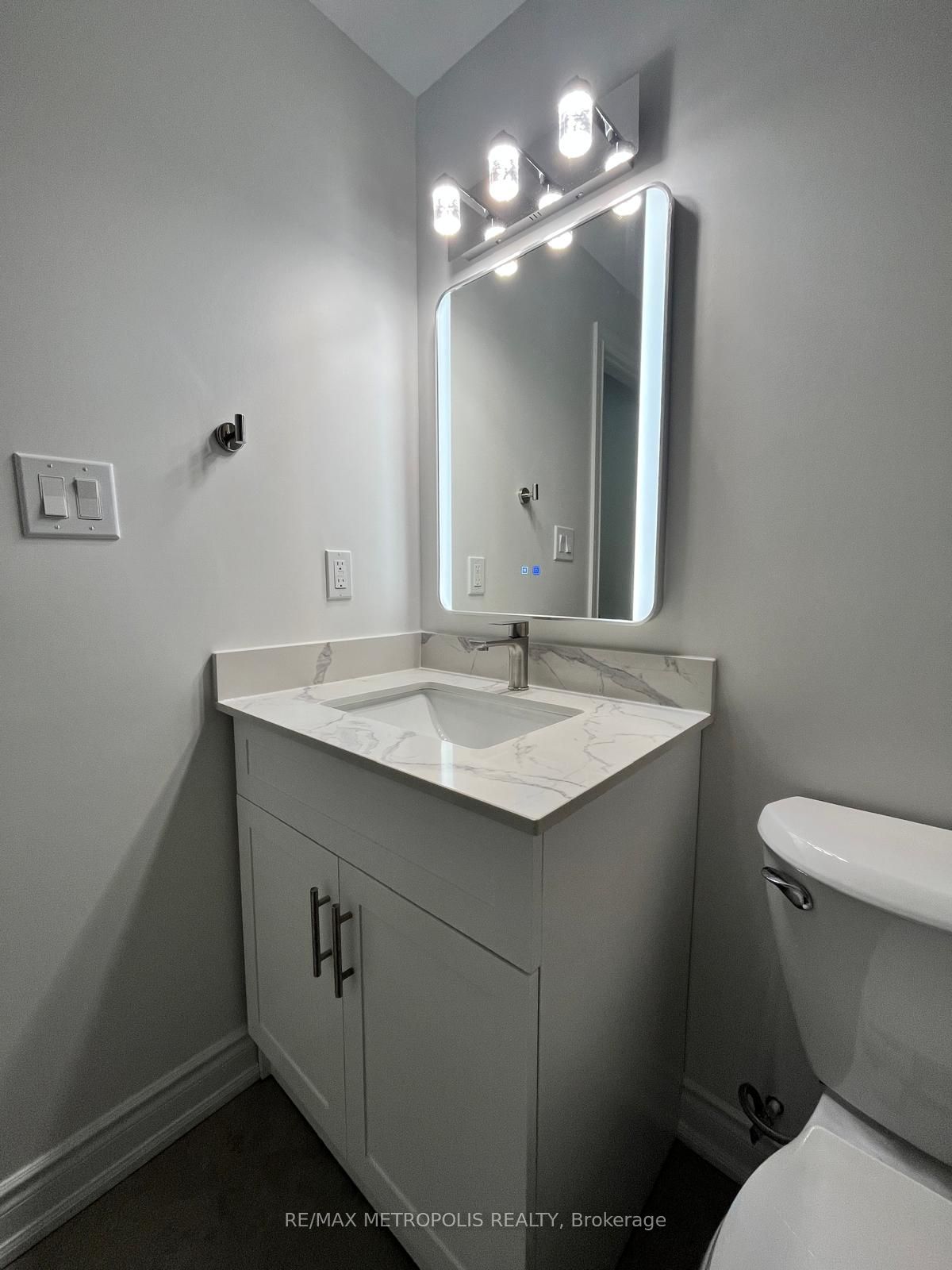 2489 Bridle Road Bsmt Property Photo 12