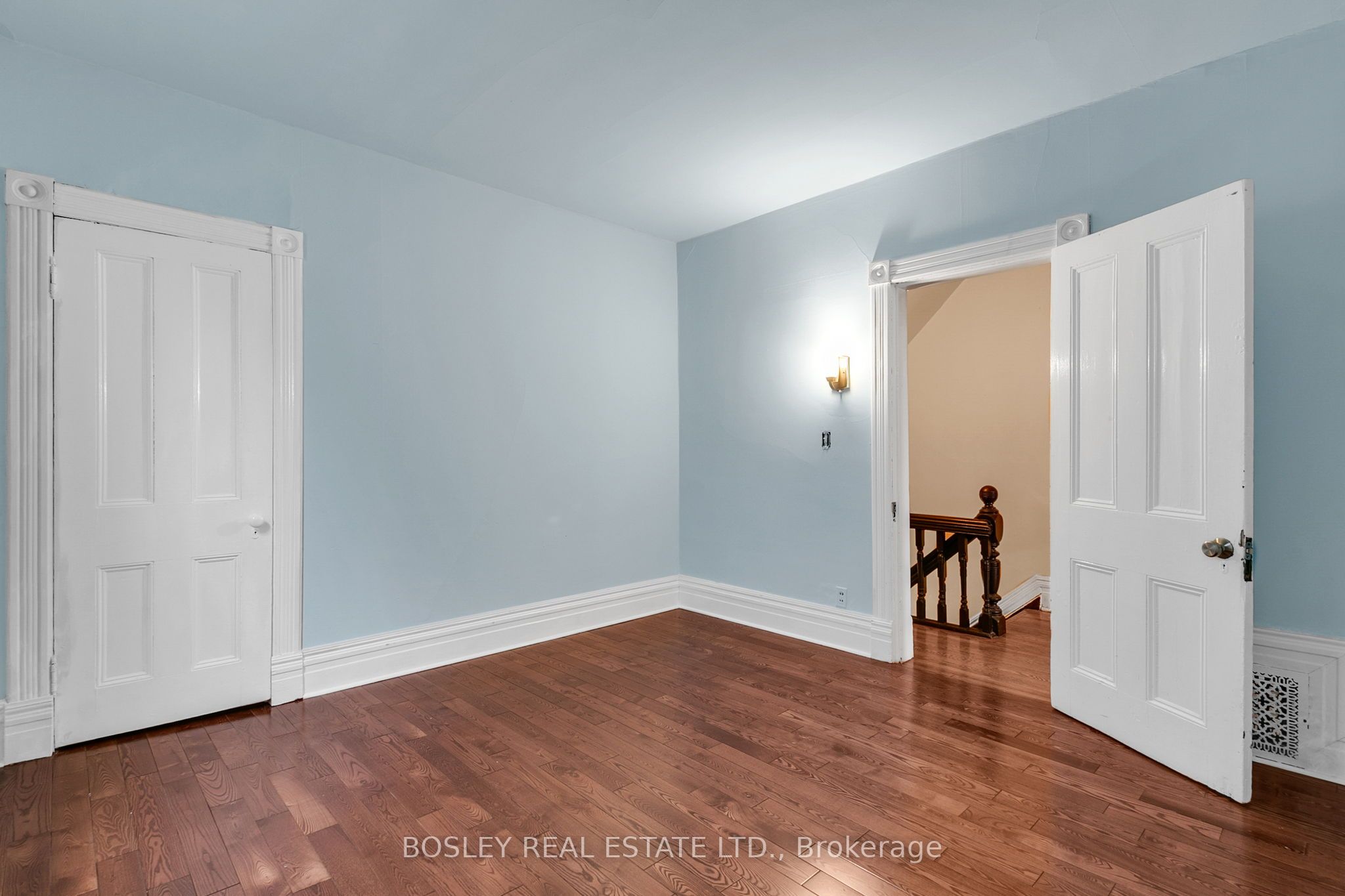 133 Carlaw Avenue Property Photo 12